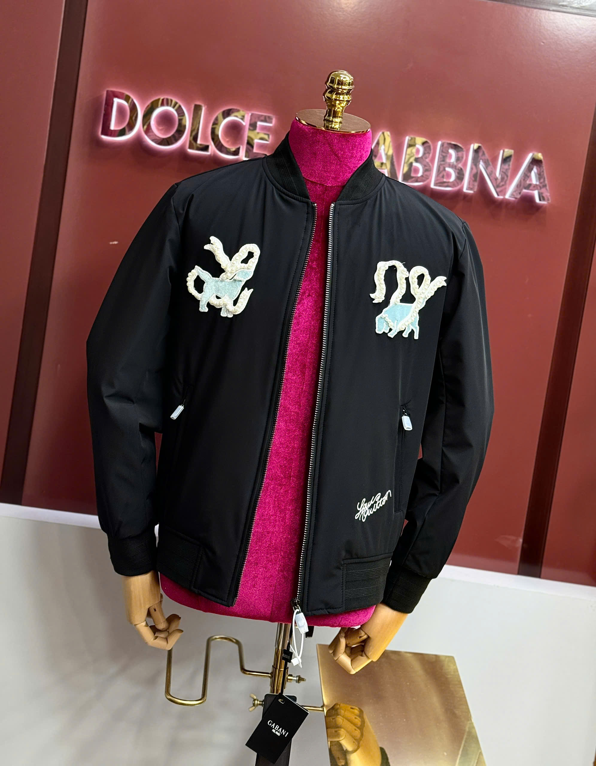 Áo khoác bomber gió Dolce Gabbana DG họa tiết đính hạt trước sau Like Auth S-XL MK