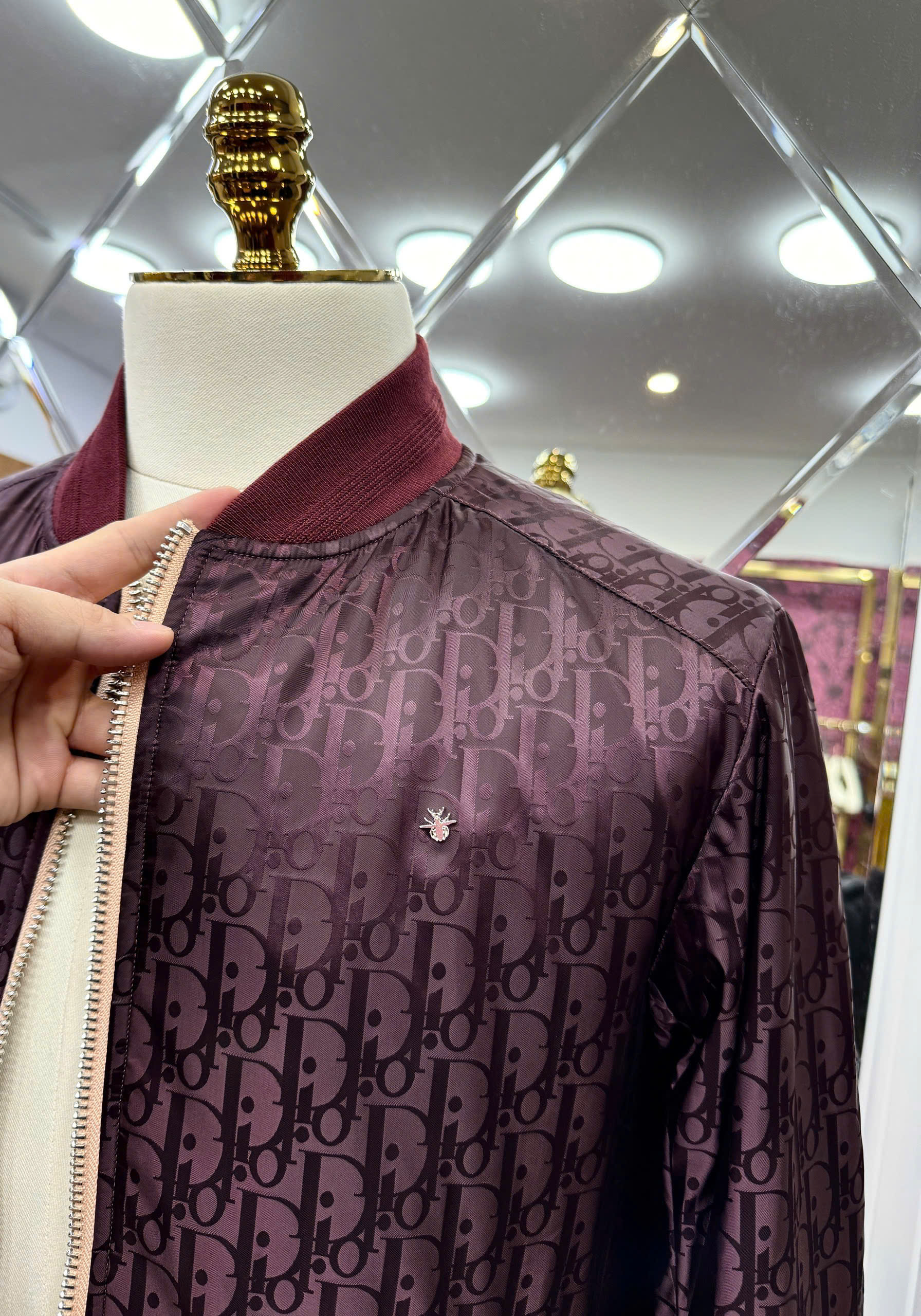 Áo khoác bomber Dior CD đen bóng họa tiết Obique Like Auth 44-50 MK CD