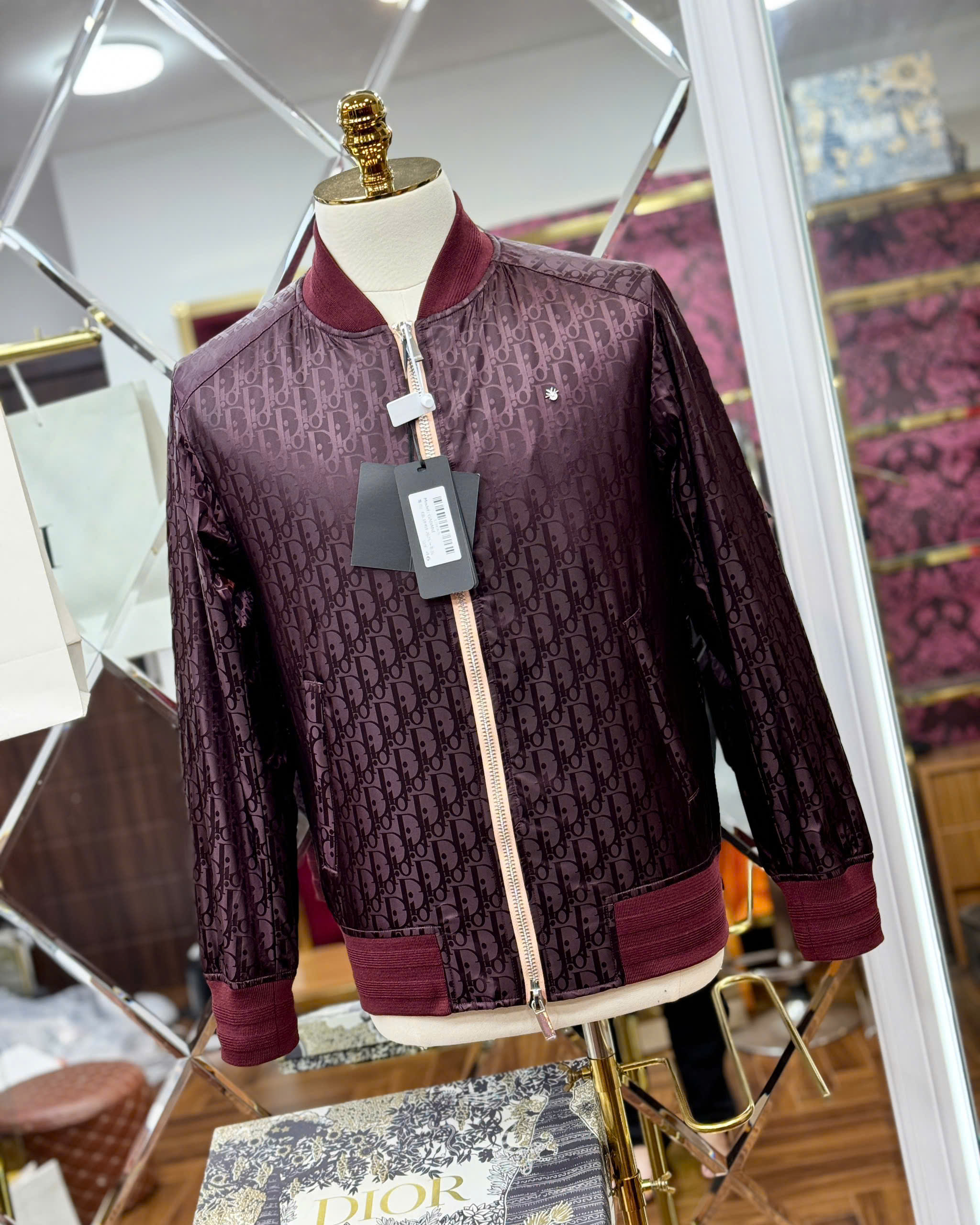 Áo khoác bomber Dior CD đen bóng họa tiết Obique Like Auth 44-50 MK CD