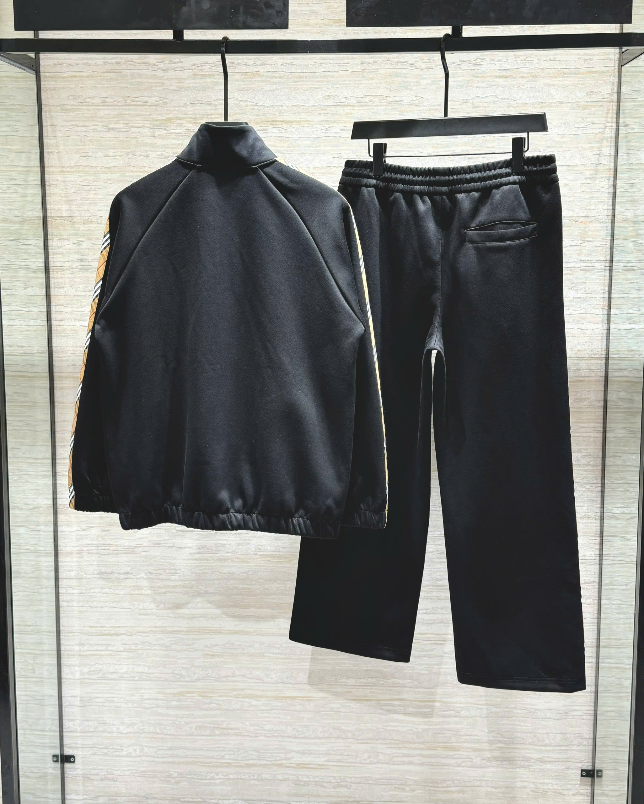 Set bộ nỉ Burberry BBR Đen Đen kẻ sọc viền logo Ngựa bay ngực Like Auth M-XXL DDT