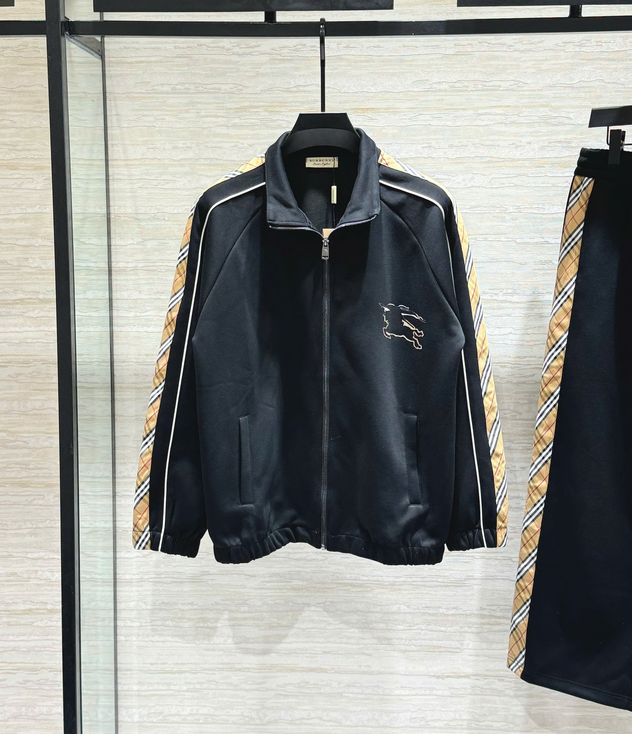 Set bộ nỉ Burberry BBR Đen Đen kẻ sọc viền logo Ngựa bay ngực Like Auth M-XXL DDT