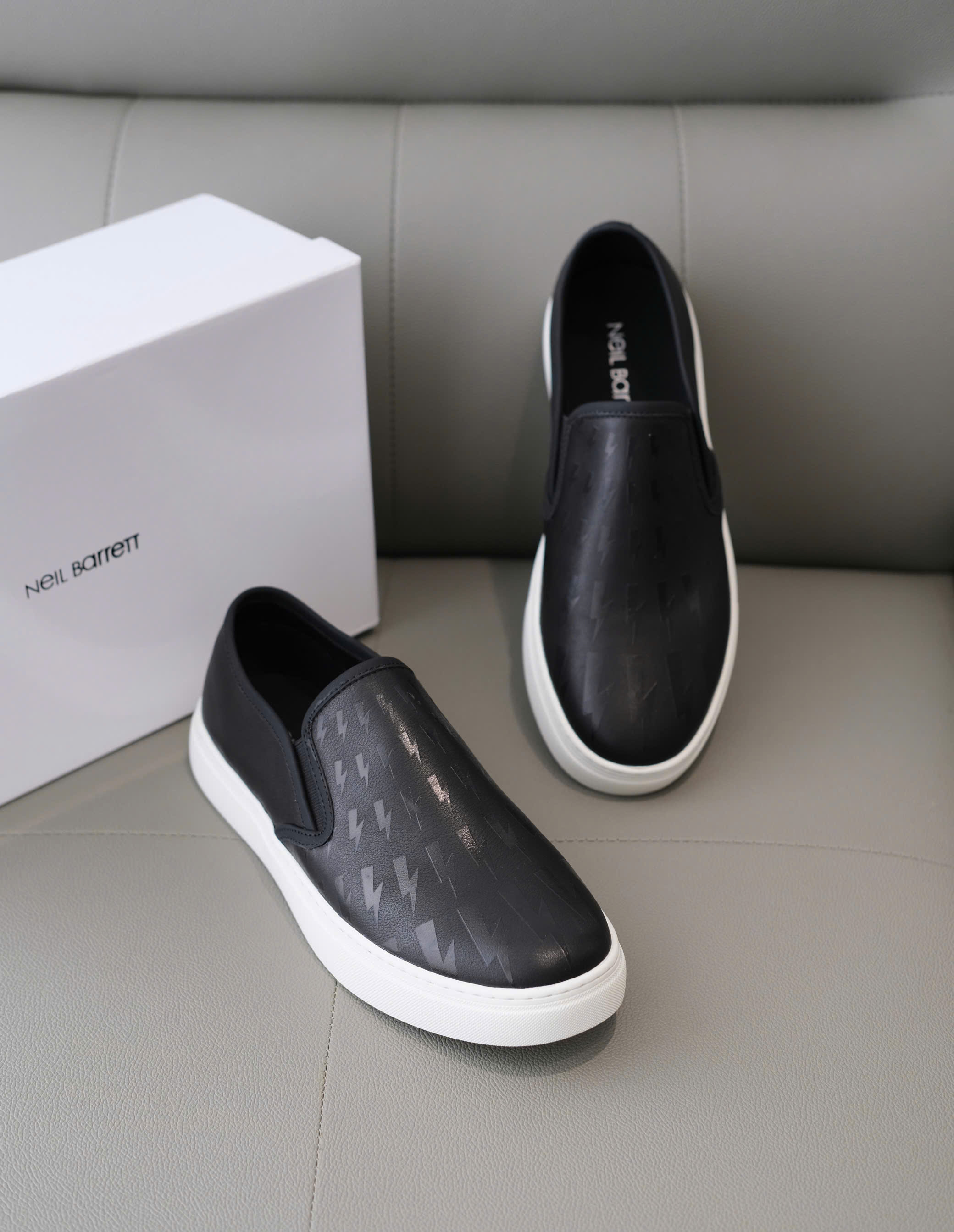 Giày slipon Neil Barret họa tiết tia sét Like Auth 38-43 DDT