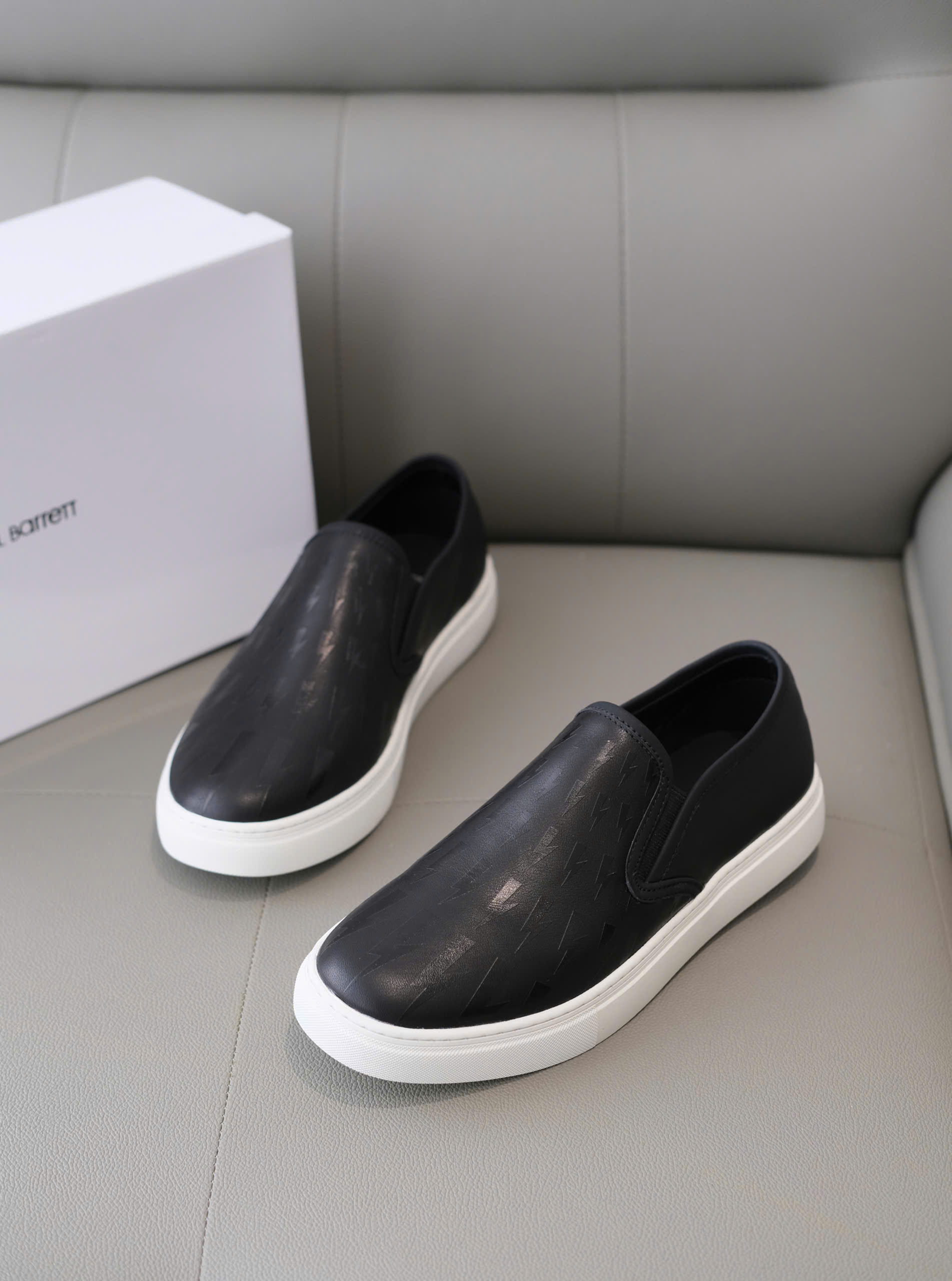 Giày slipon Neil Barret họa tiết tia sét Like Auth 38-43 DDT