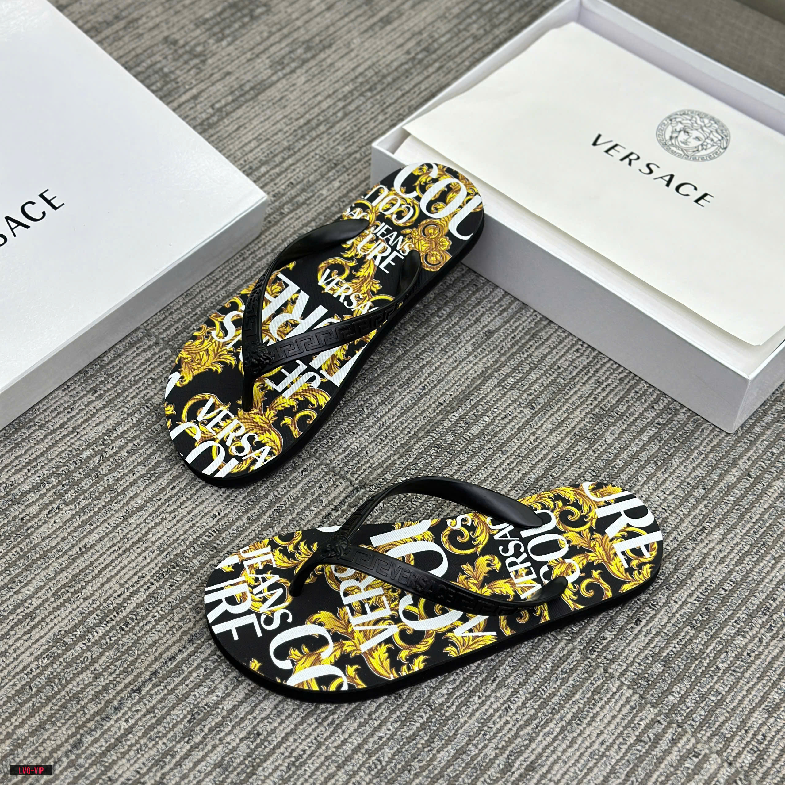 Dép kẹp xỏ ngón flip flop Versace VS Jean Couture họa tiết hoa lá Vàng Like Auth 38-43 LVQ
