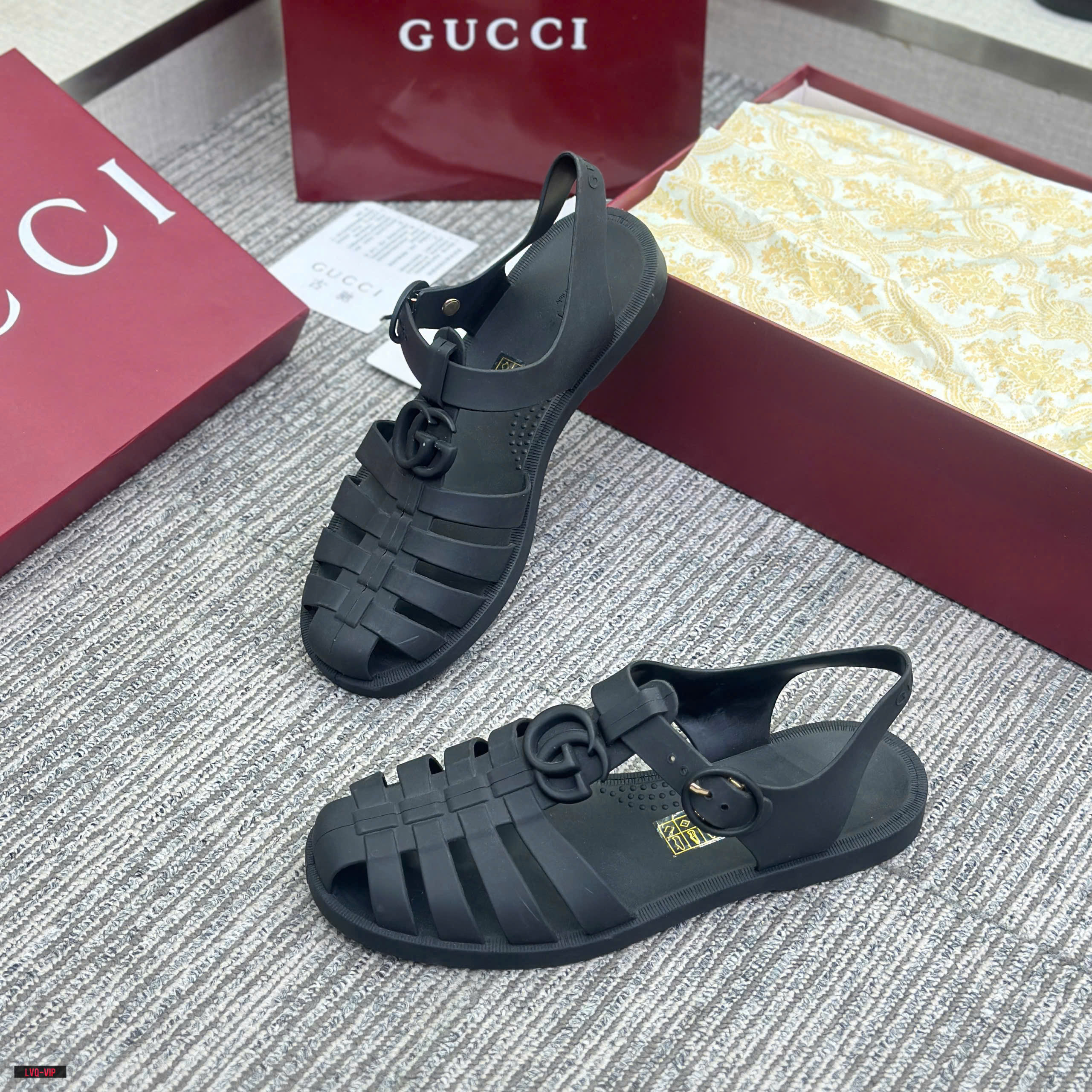 Dép sandal giọ Gucci Đen lỳ tag GC Like Auth 38-43 LVQ