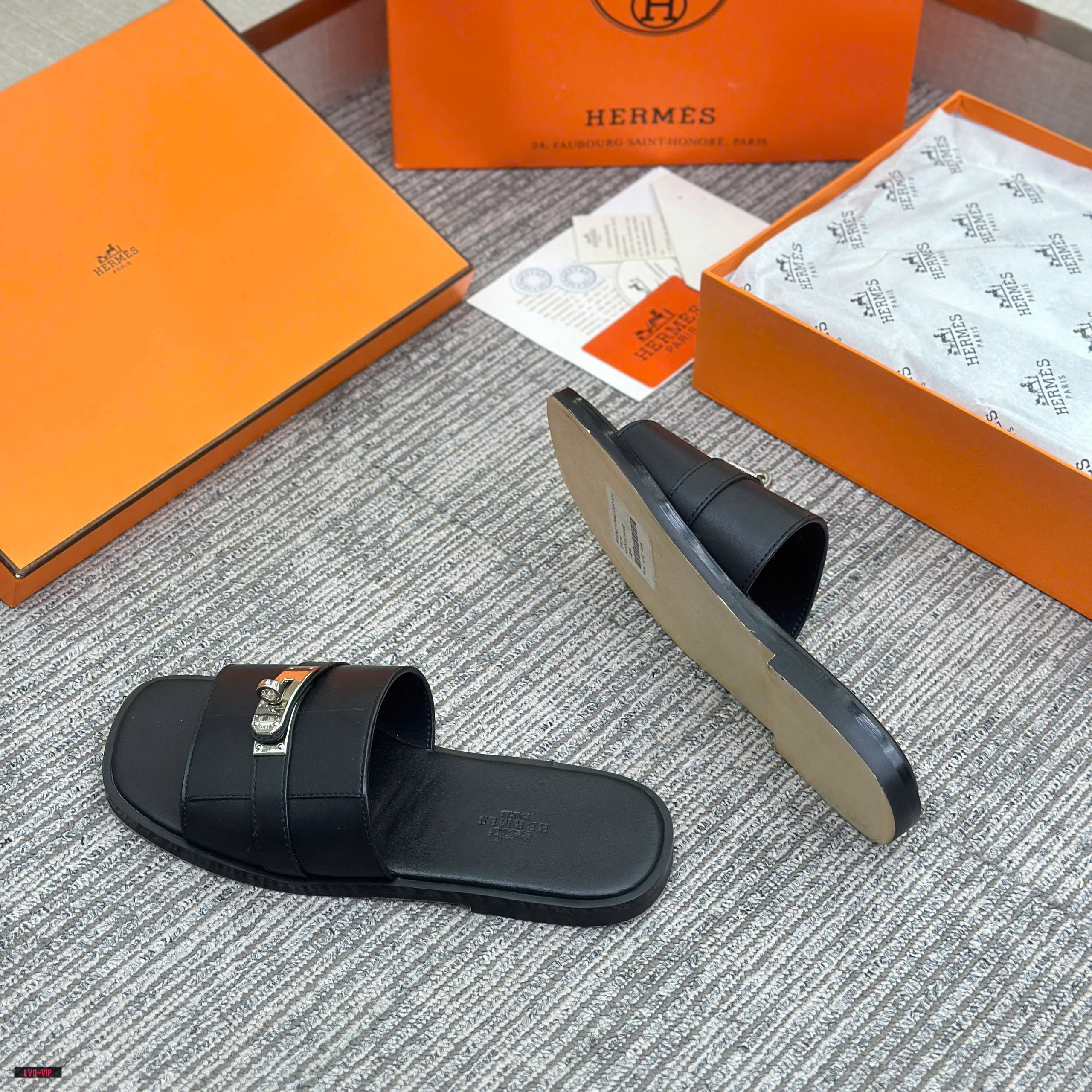 Dép lê Hermes HM mũi  Trâu khóa móc Bạc Like Auth 38-43 LVQ