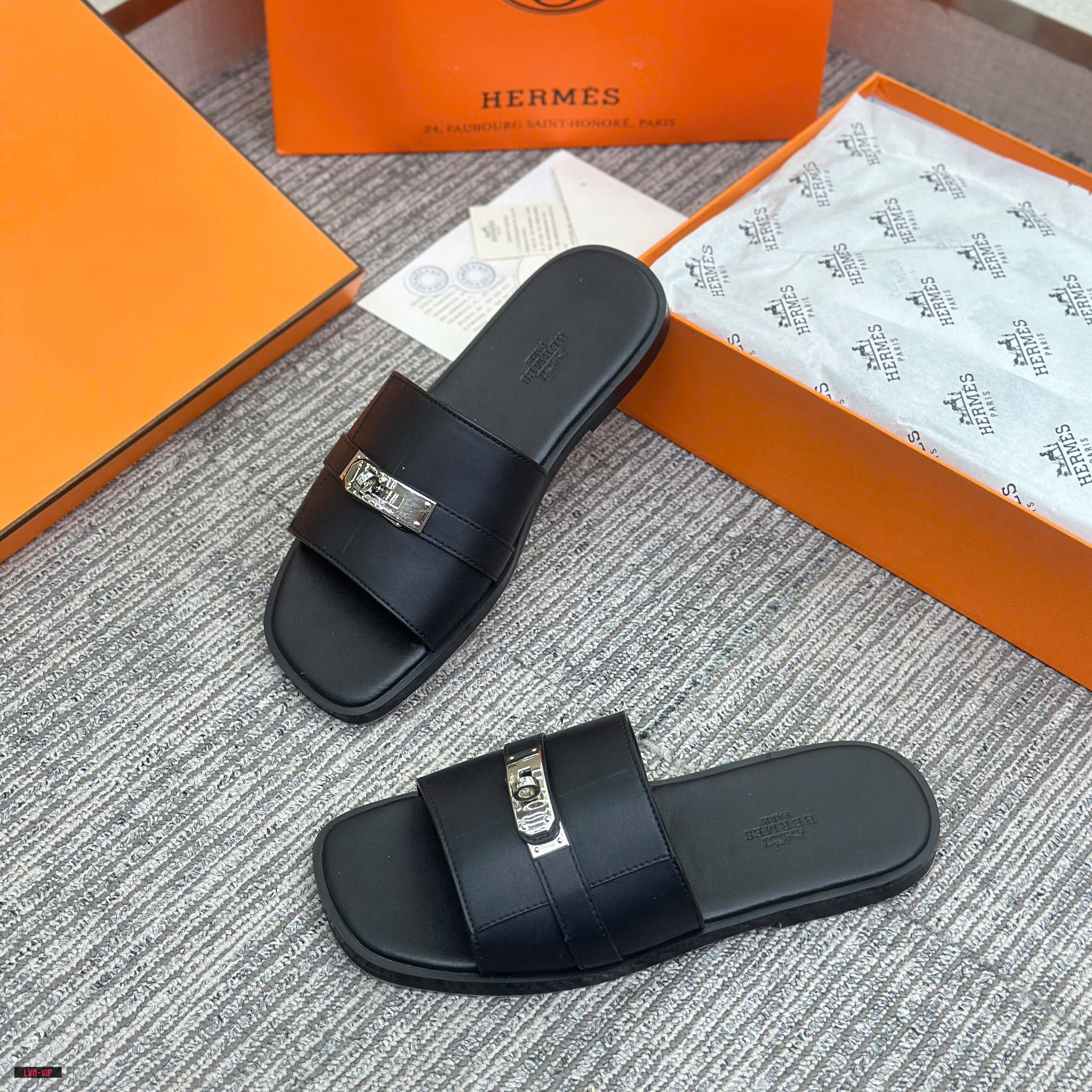 Dép lê Hermes HM mũi  Trâu khóa móc Bạc Like Auth 38-43 LVQ