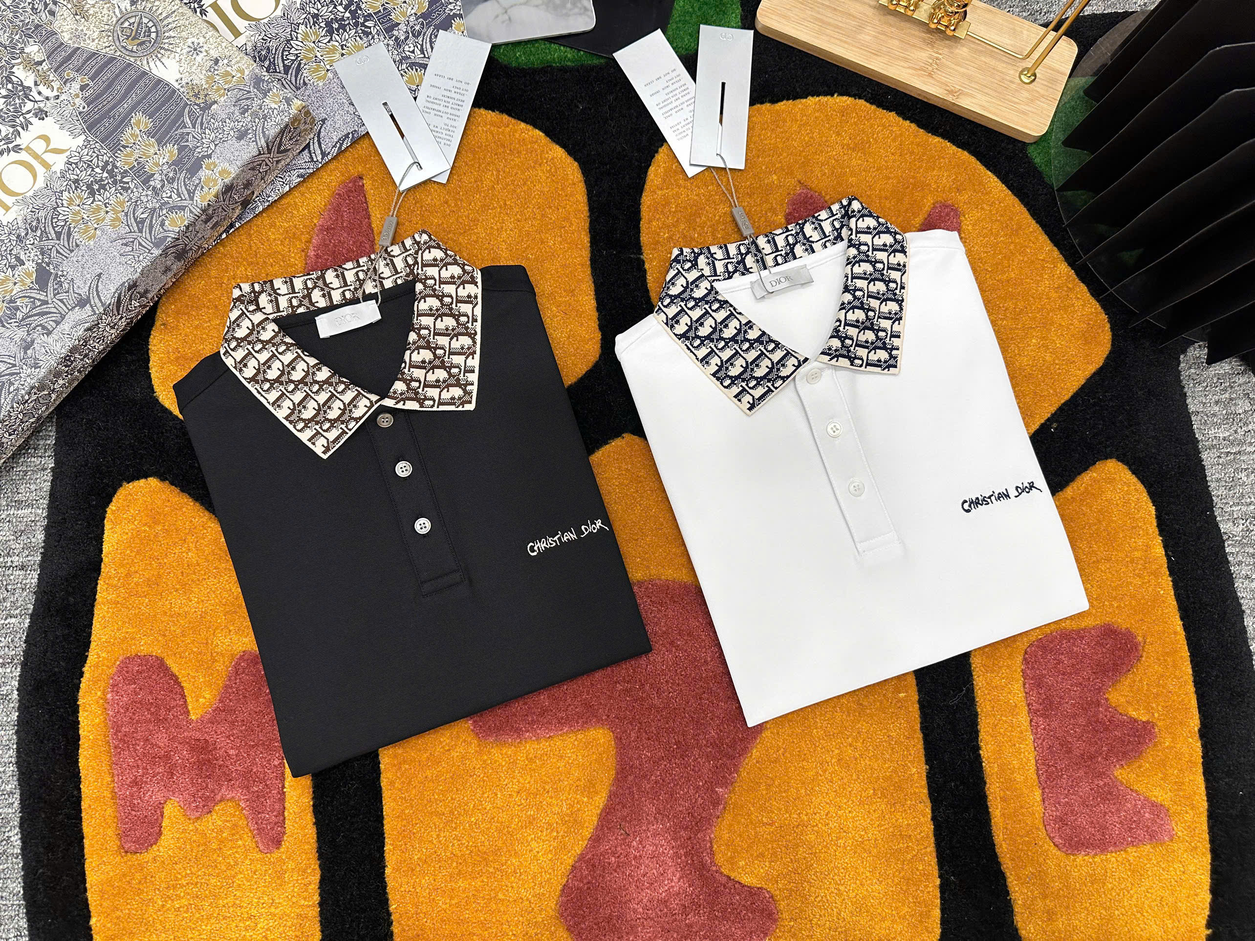 Áo polo Dior CD trơn phối họa tiết logo chữ cổ Like Auth 1-1 on web MK