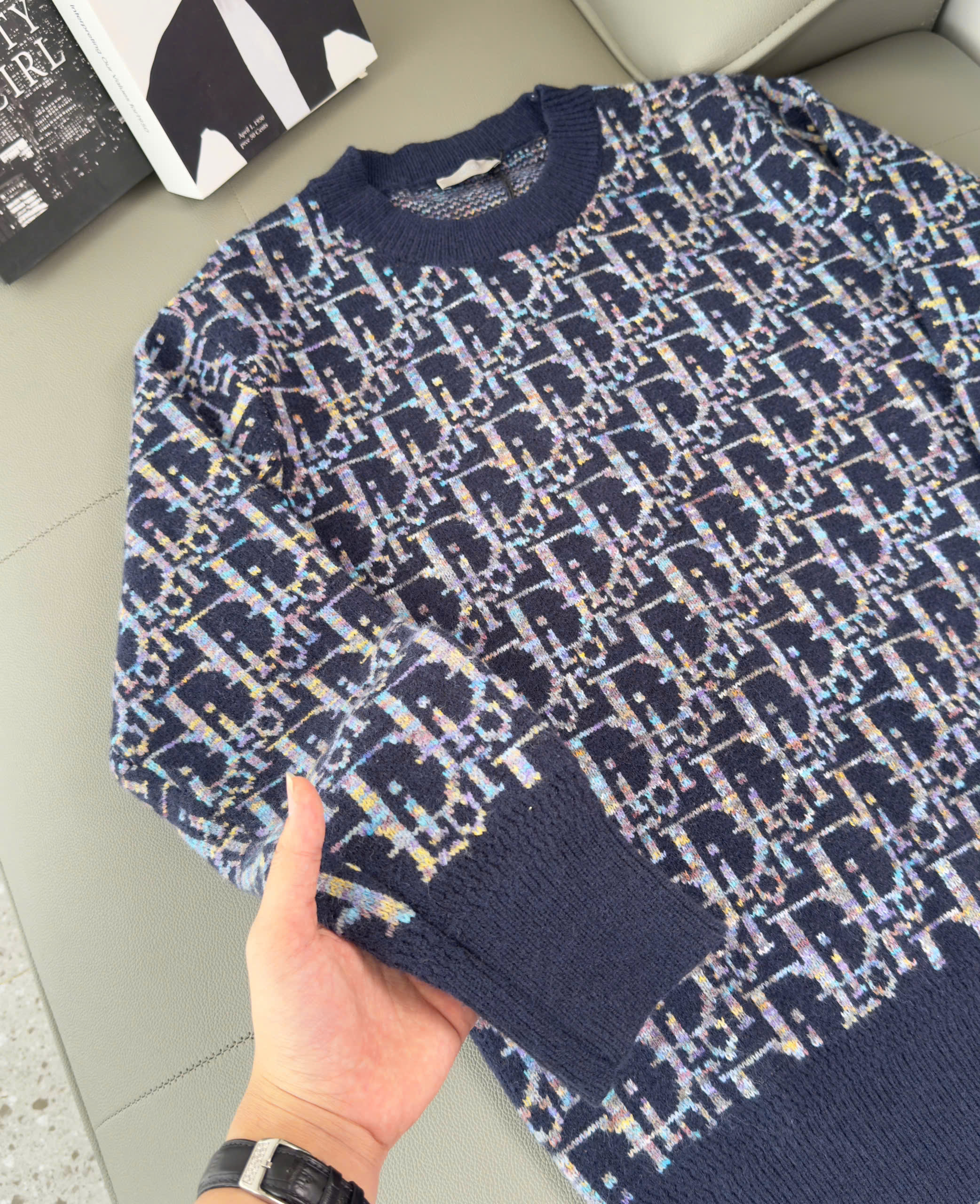 Áo sweater len Dior CD Xanh họa tiết Obique full bo cạp Like Auth XS-M DDT