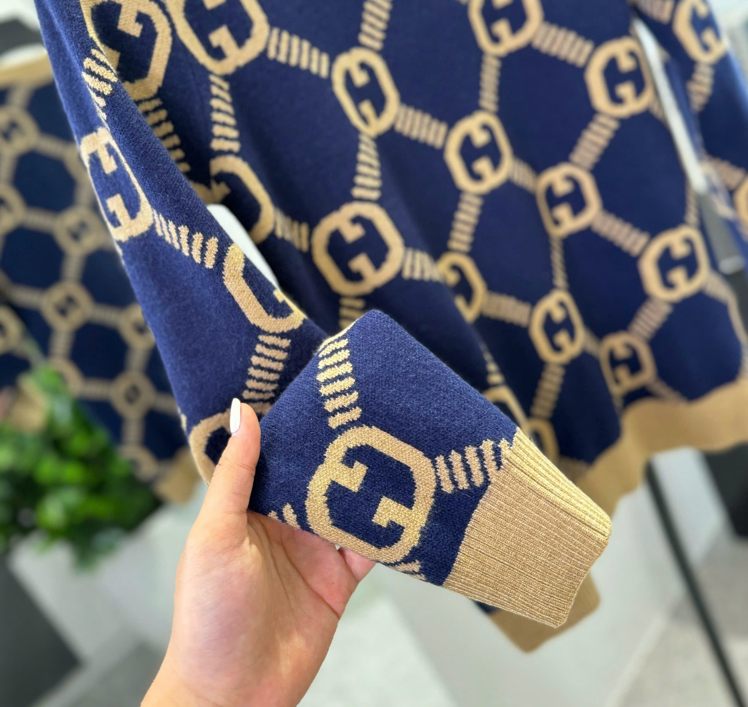 Áo sweater len Gucci GC monogram Xanh than Like Auth M-XXL DDT