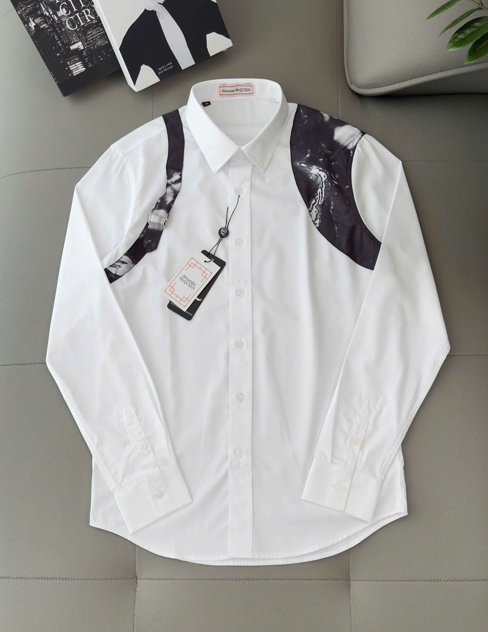 Áo sơ mi dài tay Mcqueen MCQ Trắng phối viền nách Like  Auth 38-41 DDT