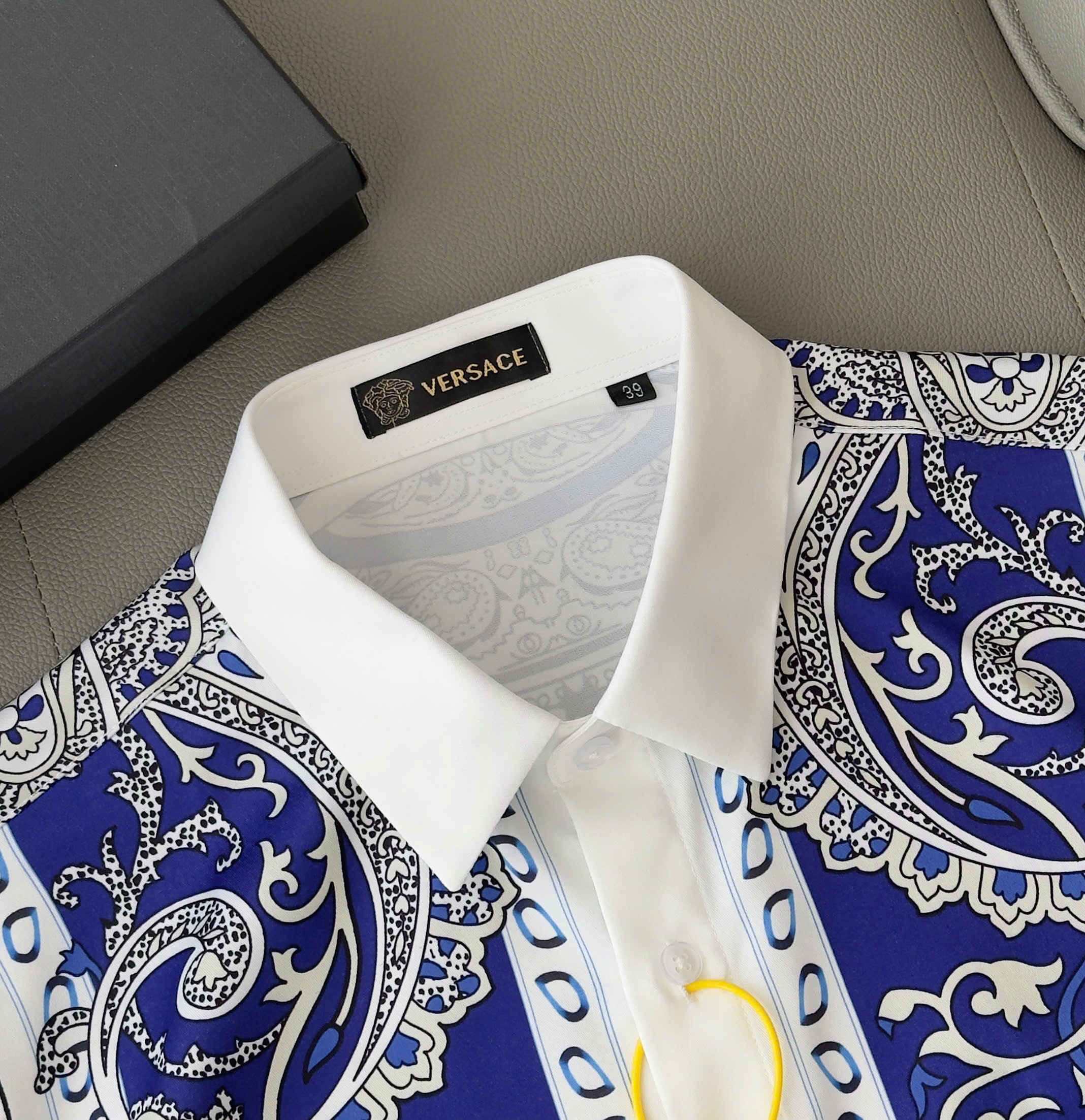 Áo sơ mi Versace VS Trắng họa tiết Xanh hoa lá Like Auth 38-41 DDT