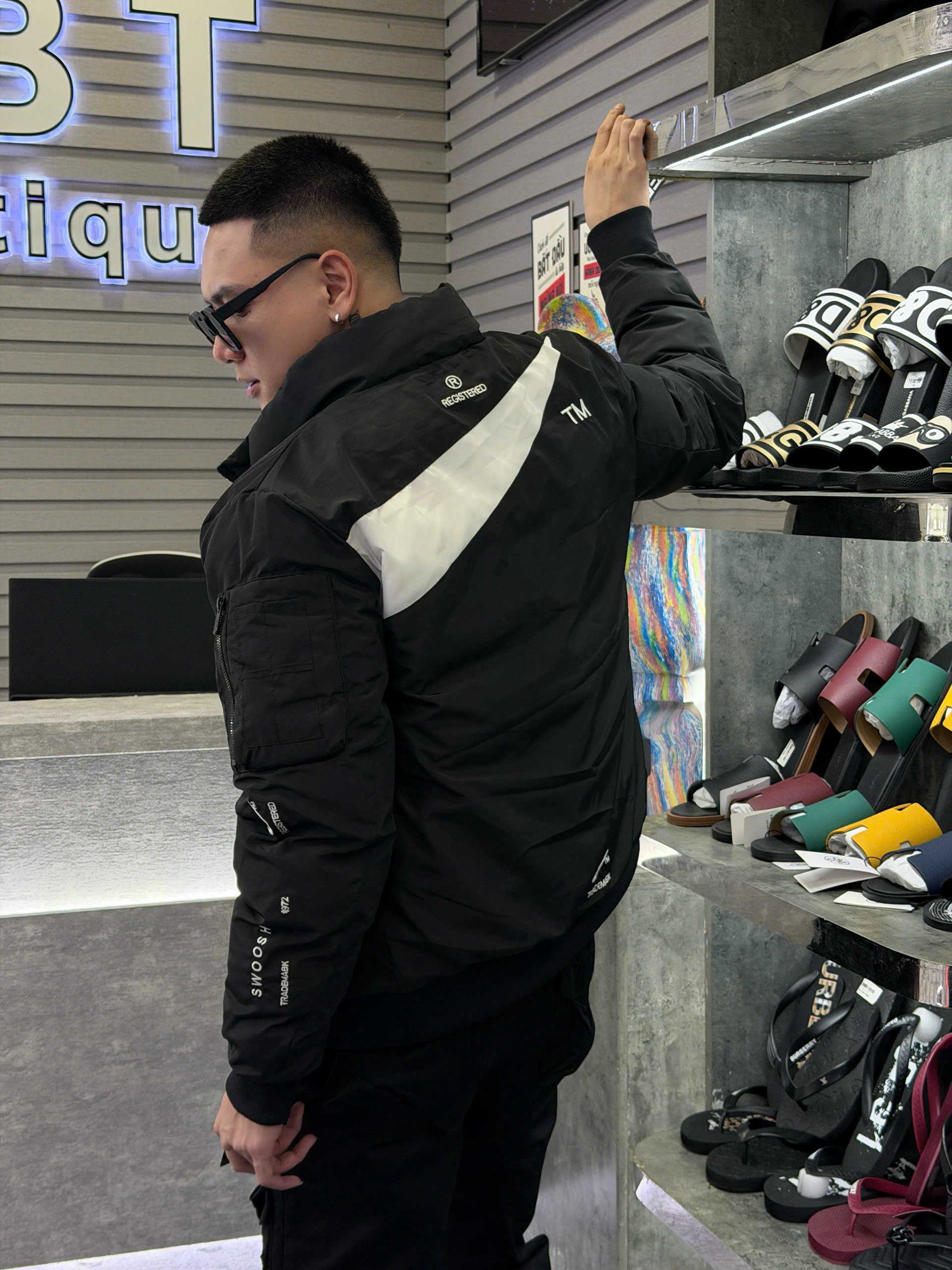 Áo khoác phao Nike Đen móc Trắng cổ cao Like Auth S-XL MK