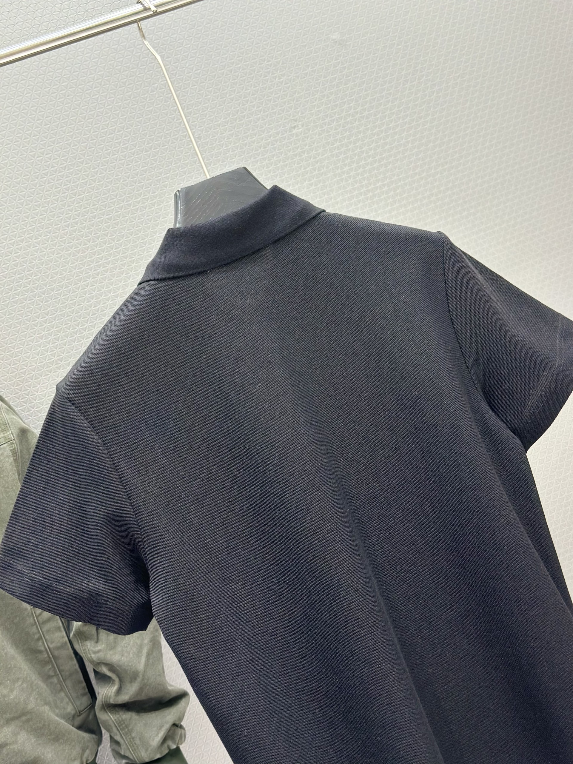 Áo polo Burberry BBR 1442 Đen logo ngựa bay ngực 1-1 S-L VTN