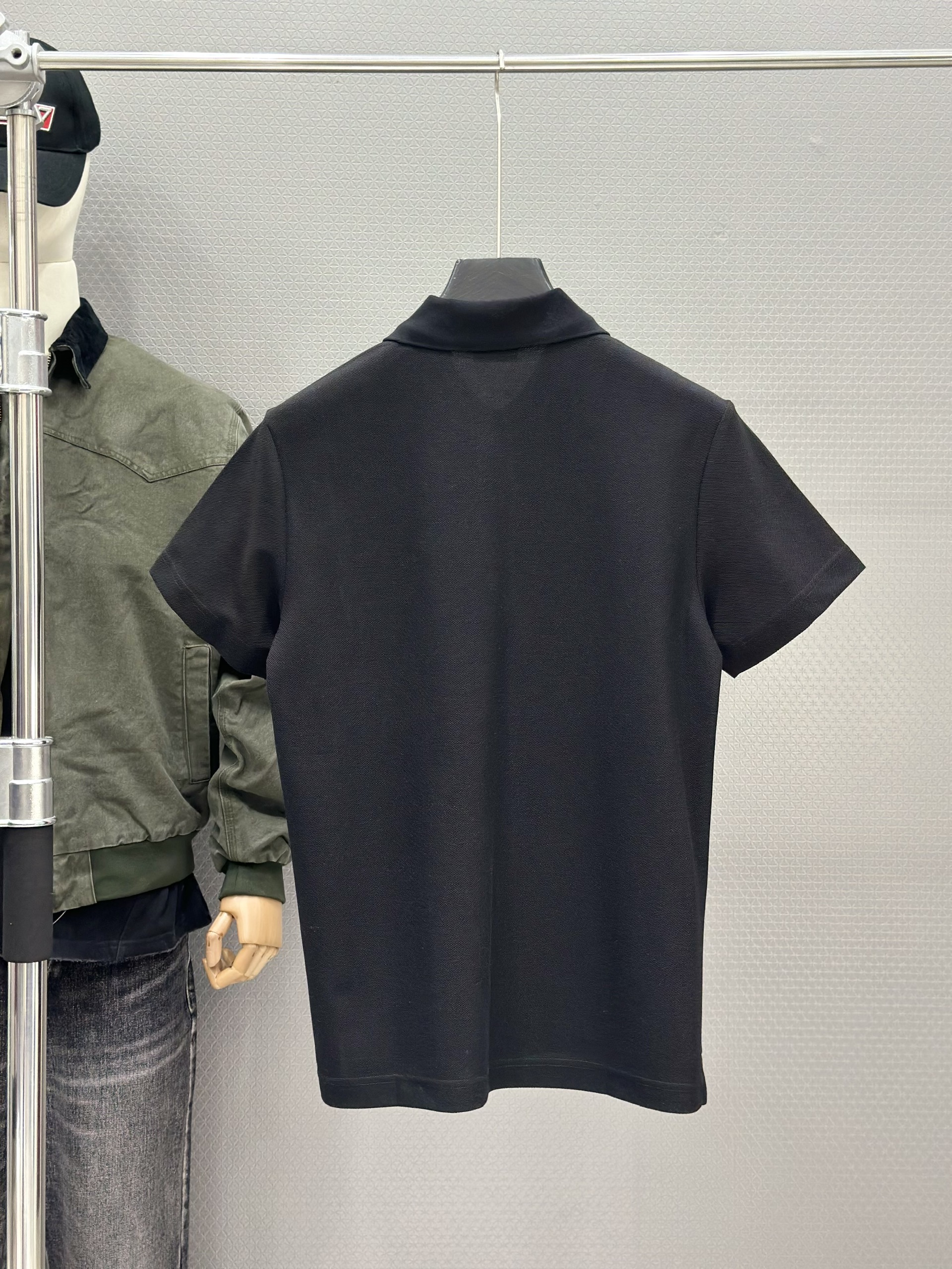 Áo polo Burberry BBR 1442 Đen logo ngựa bay ngực 1-1 S-L VTN