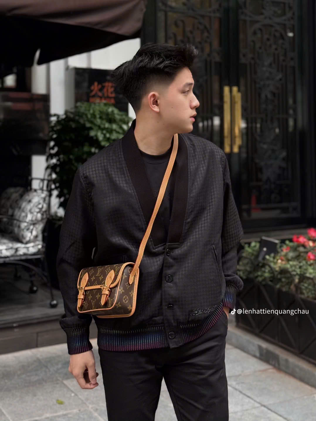 Túi đeo chéo Louis Vuitton LV SATCHEL MONOGRAM ARCHIVE VINTAGE 1-1 on web 20x15x6 PLD