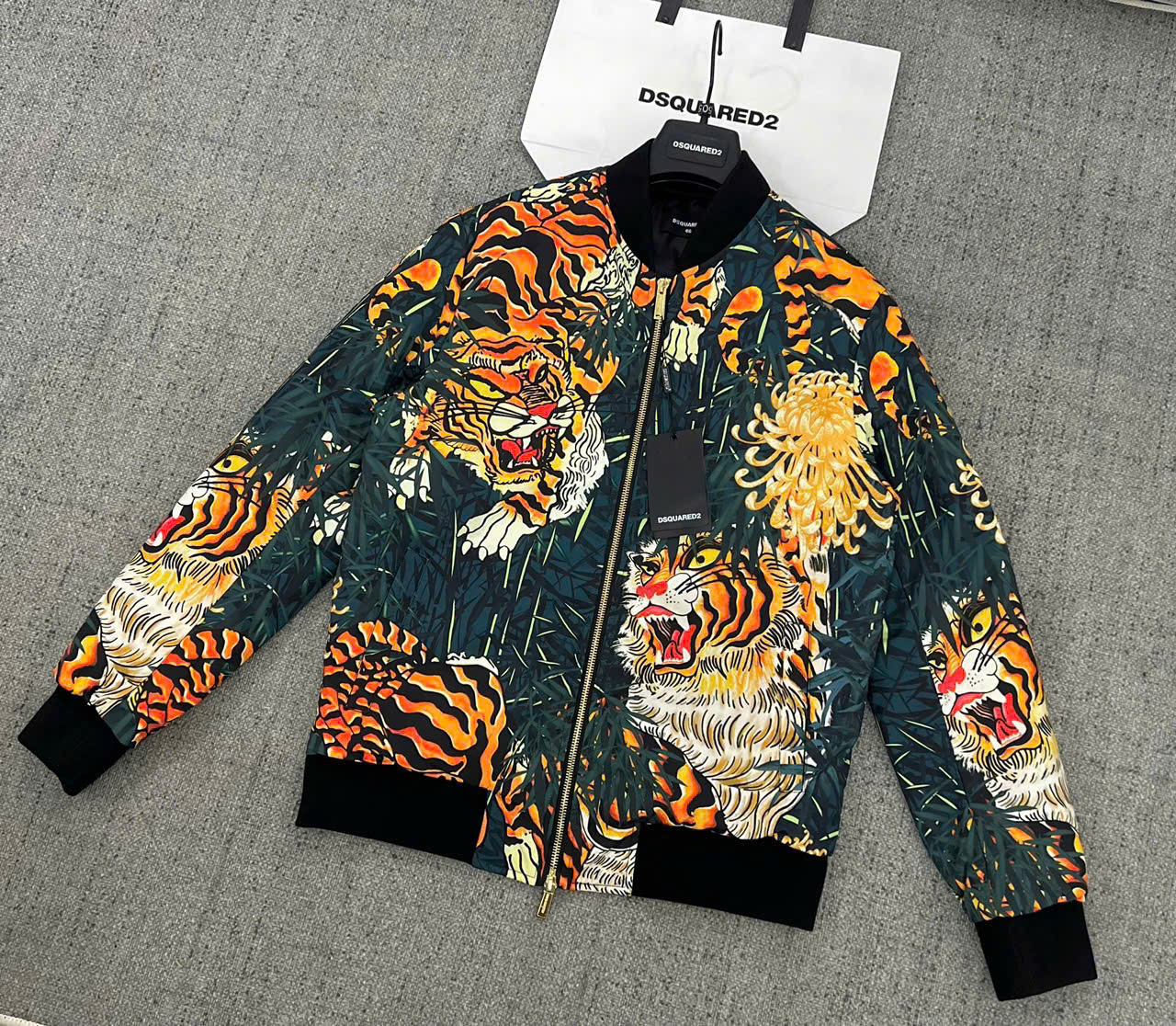 Áo khoác bomber Dsquared2 DSQ họa tiết Song Hổ new 2026 Like Auth 44-50 MK