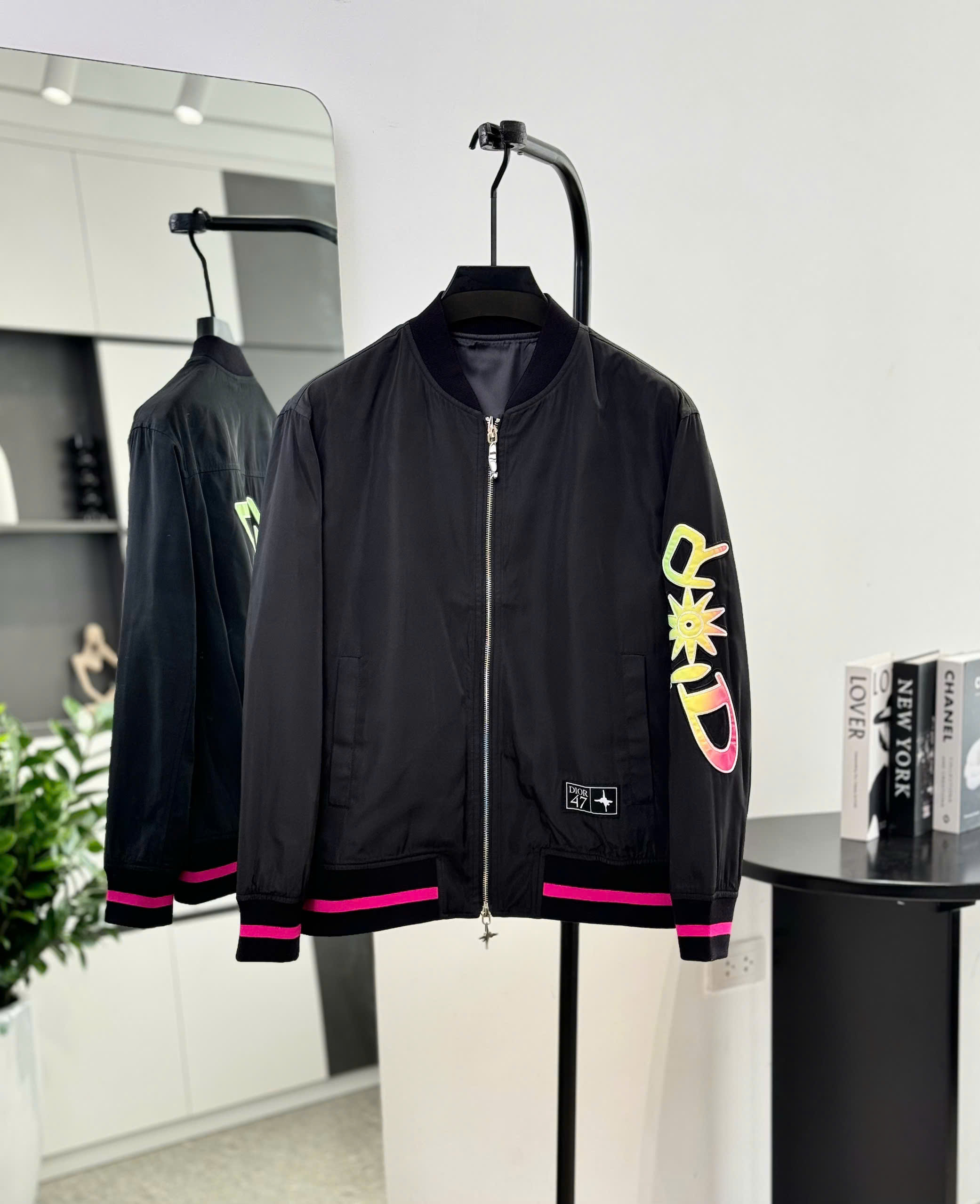 Áo khoác bomber gió Dior CD logo check tay Like Auth S-L DDT