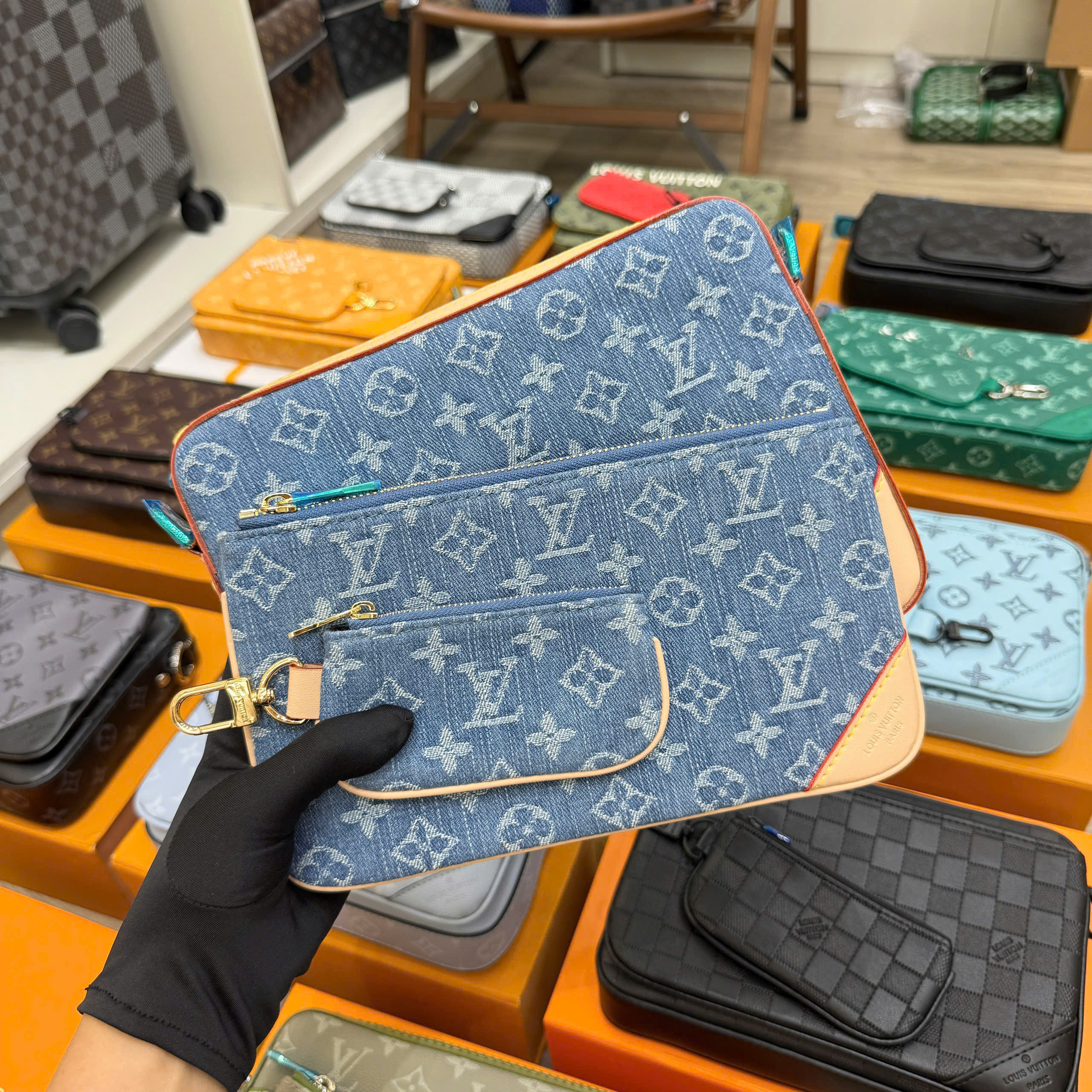 Túi đeo chéo Louis Vuitton LV Trio Messenger Bag 3in1 monogram các mẫu new 2026 Like Auth 25x19x7 PLD