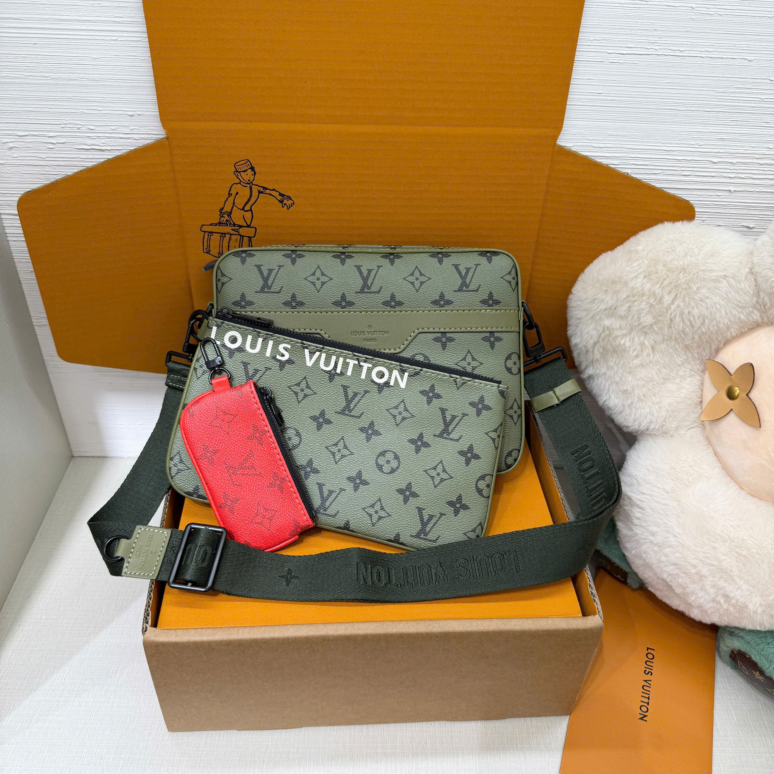 Túi đeo chéo Louis Vuitton LV Trio Messenger Bag 3in1 monogram các mẫu new 2026 Like Auth 25x19x7 PLD