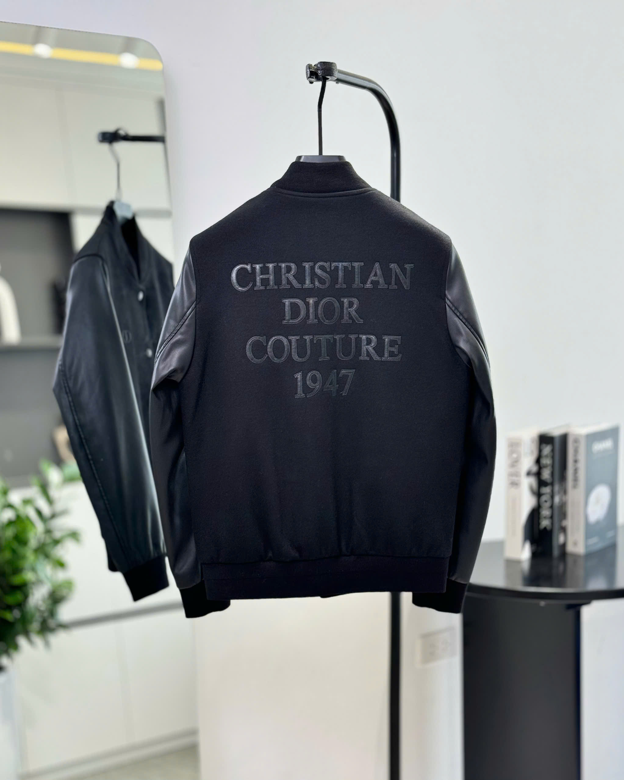 Áo khoác dạ Dior phối da da logo CD thêu ngực cài khuy Like Auth 48-54 DDT