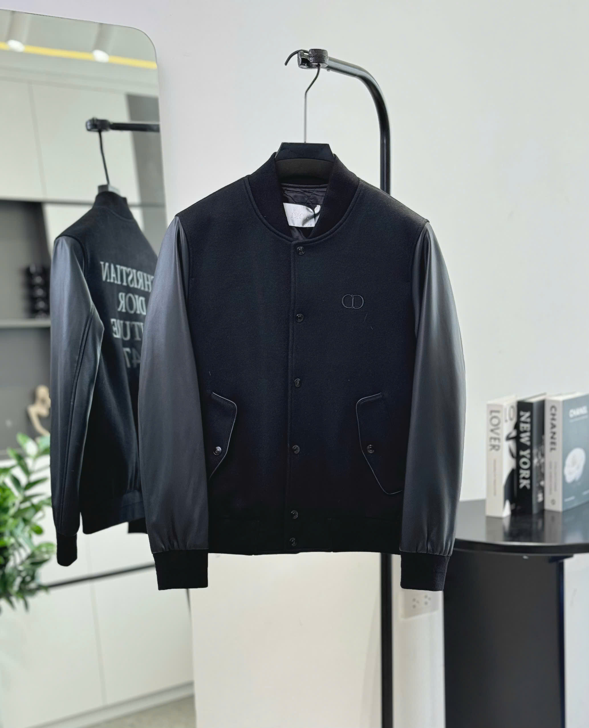 Áo khoác dạ Dior phối da da logo CD thêu ngực cài khuy Like Auth 48-54 DDT