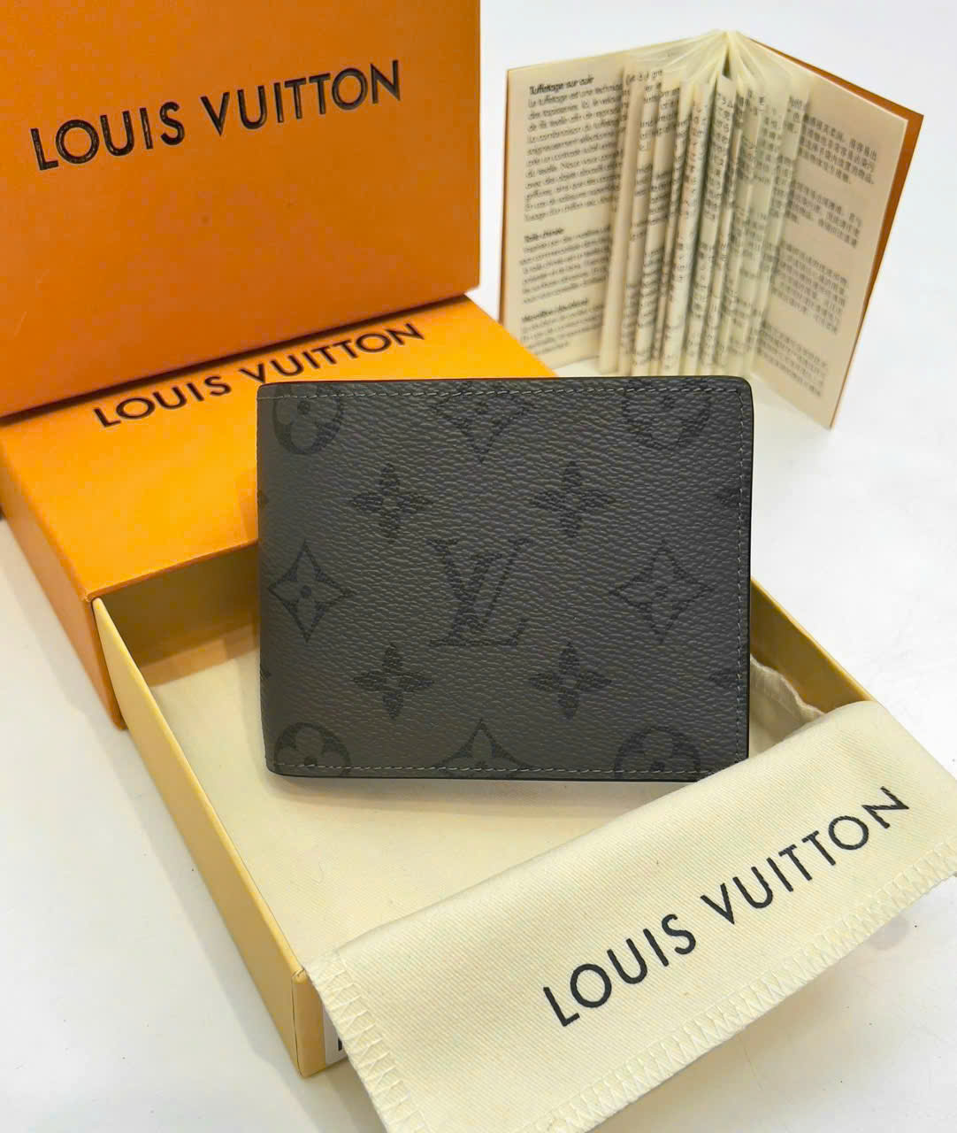 Ví ngắn gập Louis Vuitton LV new 2026 Like Auth PLD