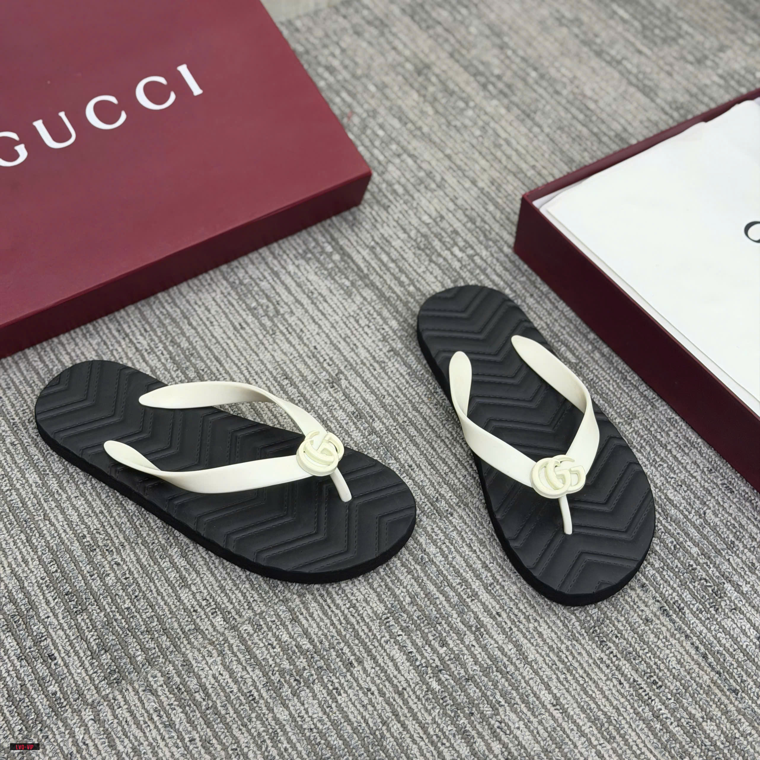 Dép kẹp xỏ ngón flip flop Gucci GC đế vân chiếu quai Trắng Like Auth 38-43 LVQ
