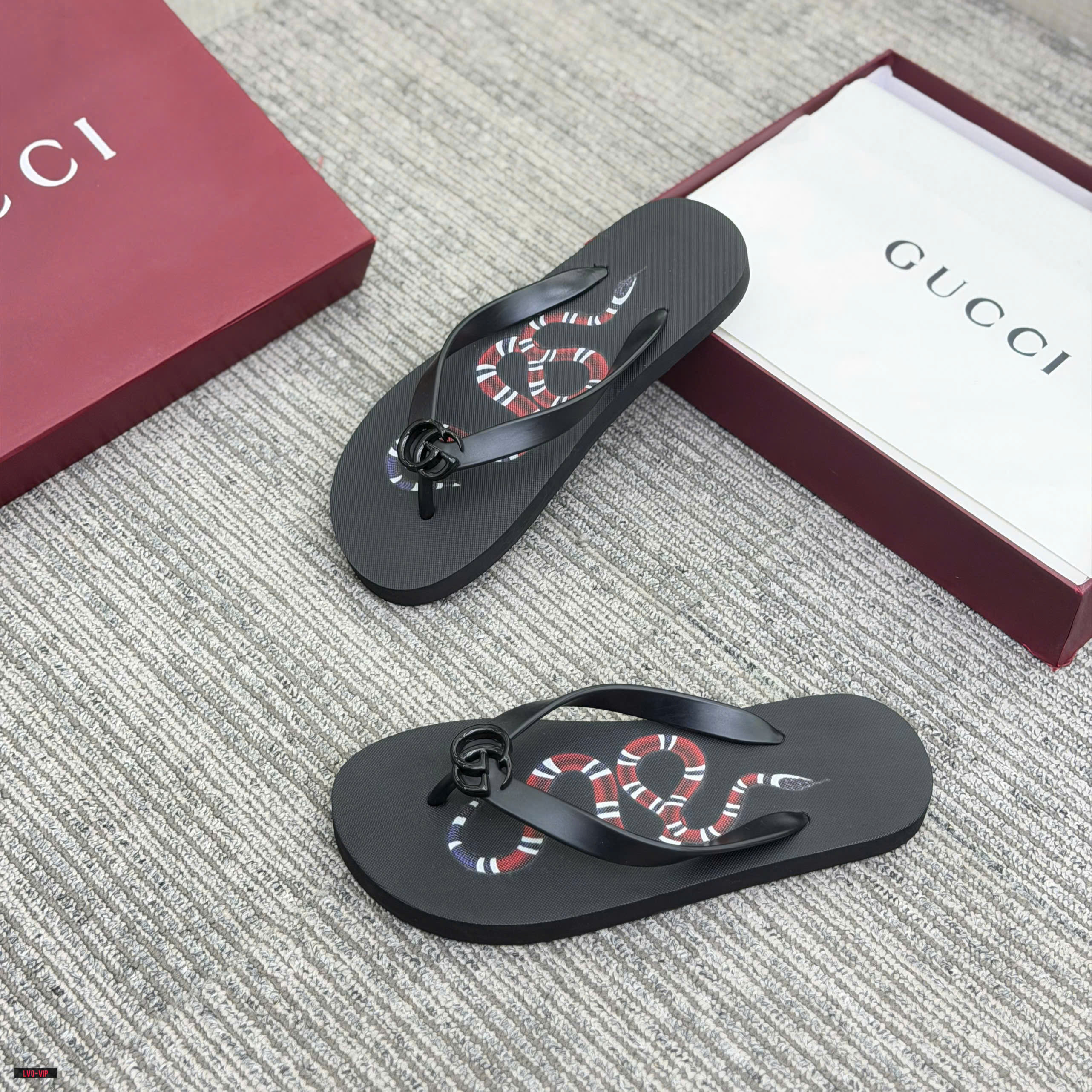 Dép kẹp xỏ ngón flip flop Gucci GC Đen họa tiết Rắn Like Auth 38-43 LVQ