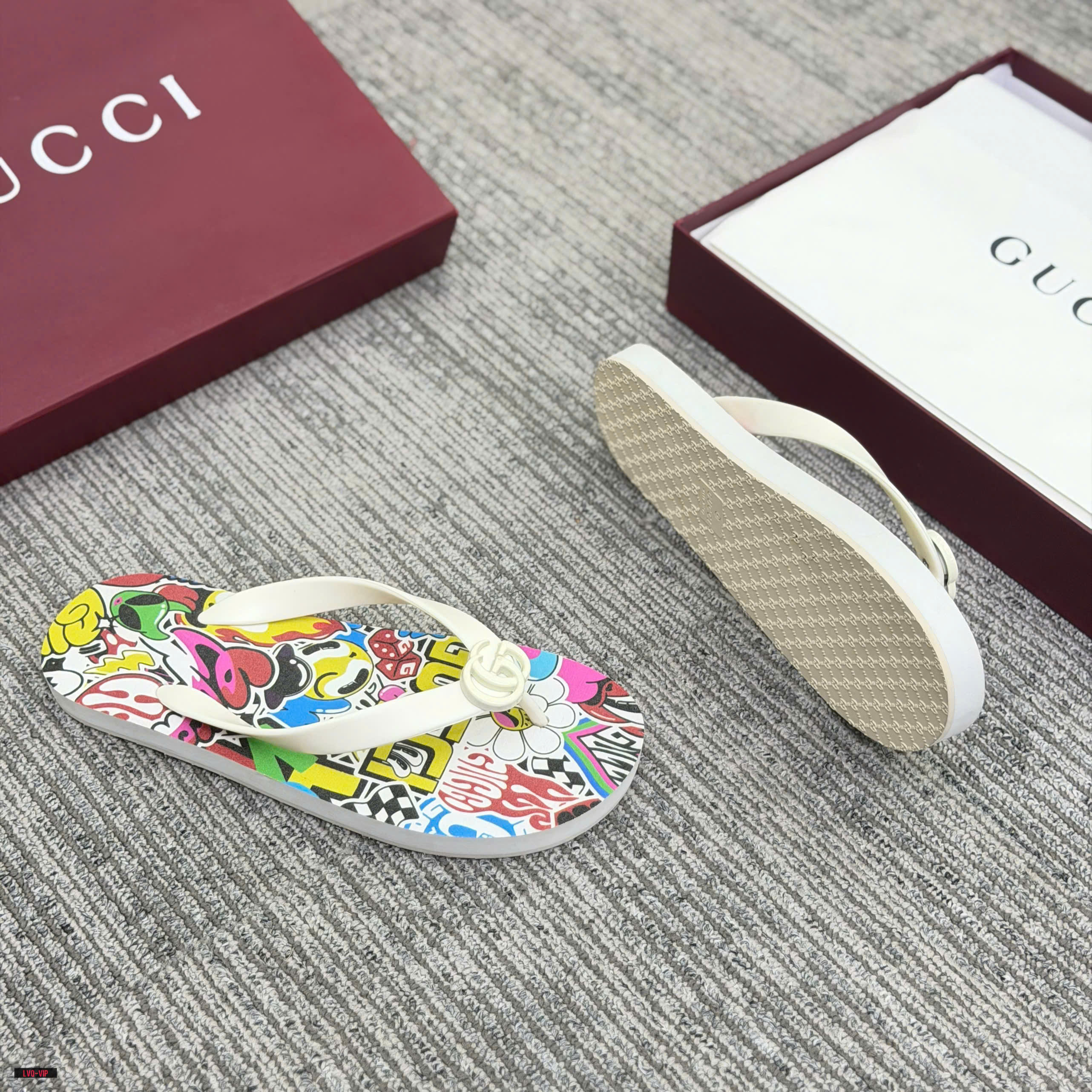 Dép kẹp xỏ ngón flip flop Gucci GC Trắng họa tiết Grafity Like Auth 38-43 LVQ