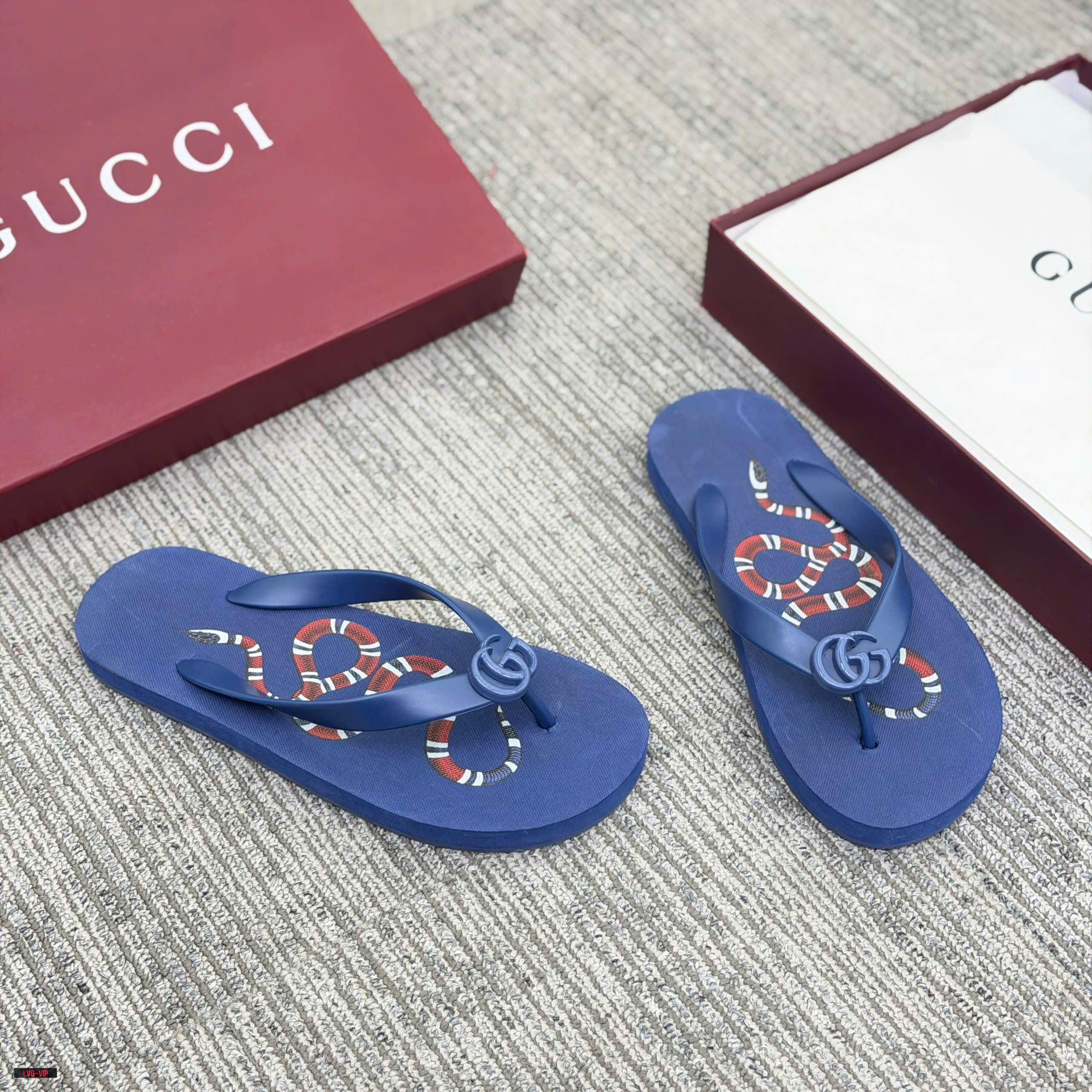Dép kẹp xỏ ngón flip flop Gucci GC Xanh họa tiết Rắn Like Auth 38-43 LVQ