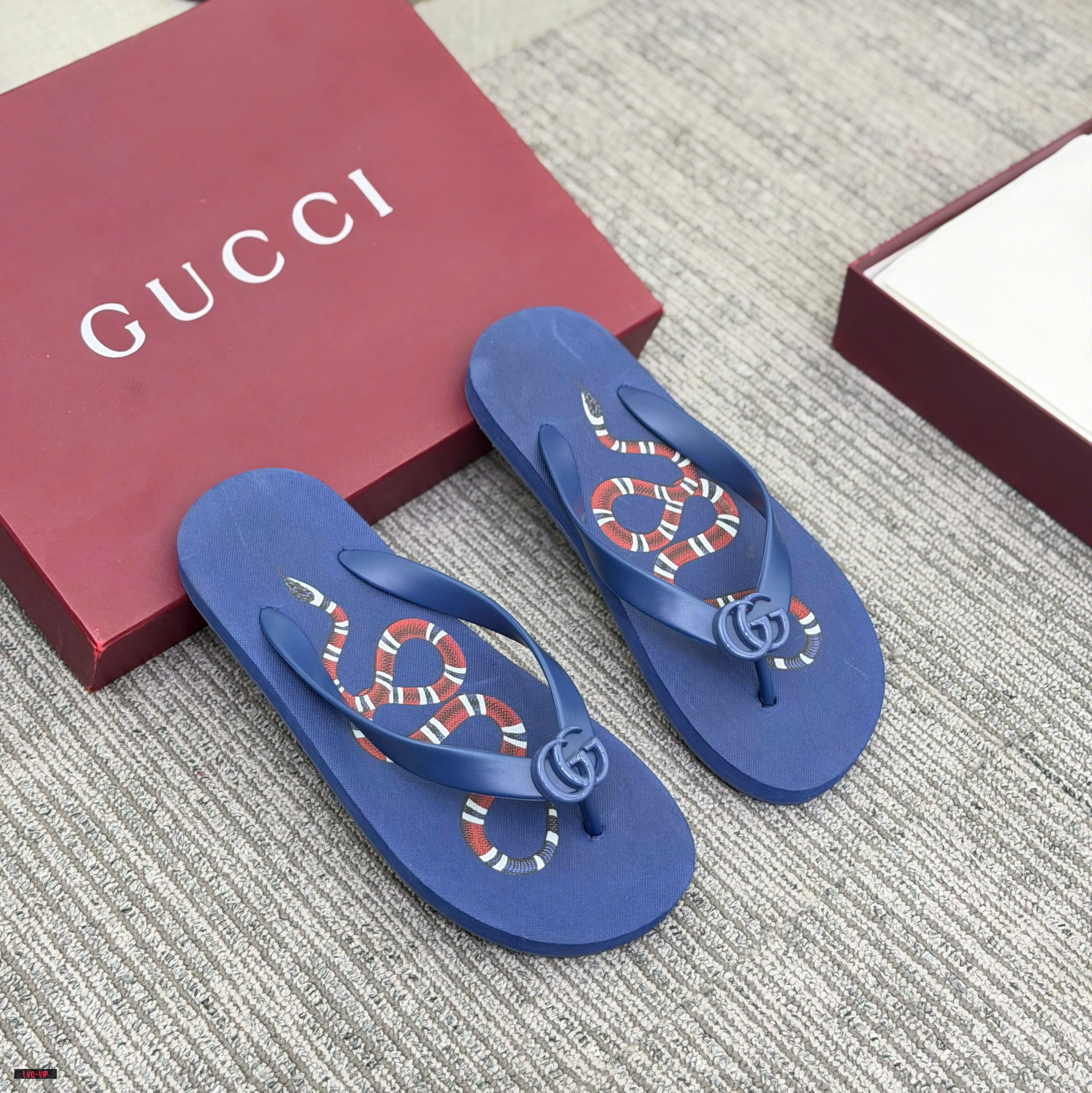 Dép kẹp xỏ ngón flip flop Gucci GC Xanh họa tiết Rắn Like Auth 38-43 LVQ