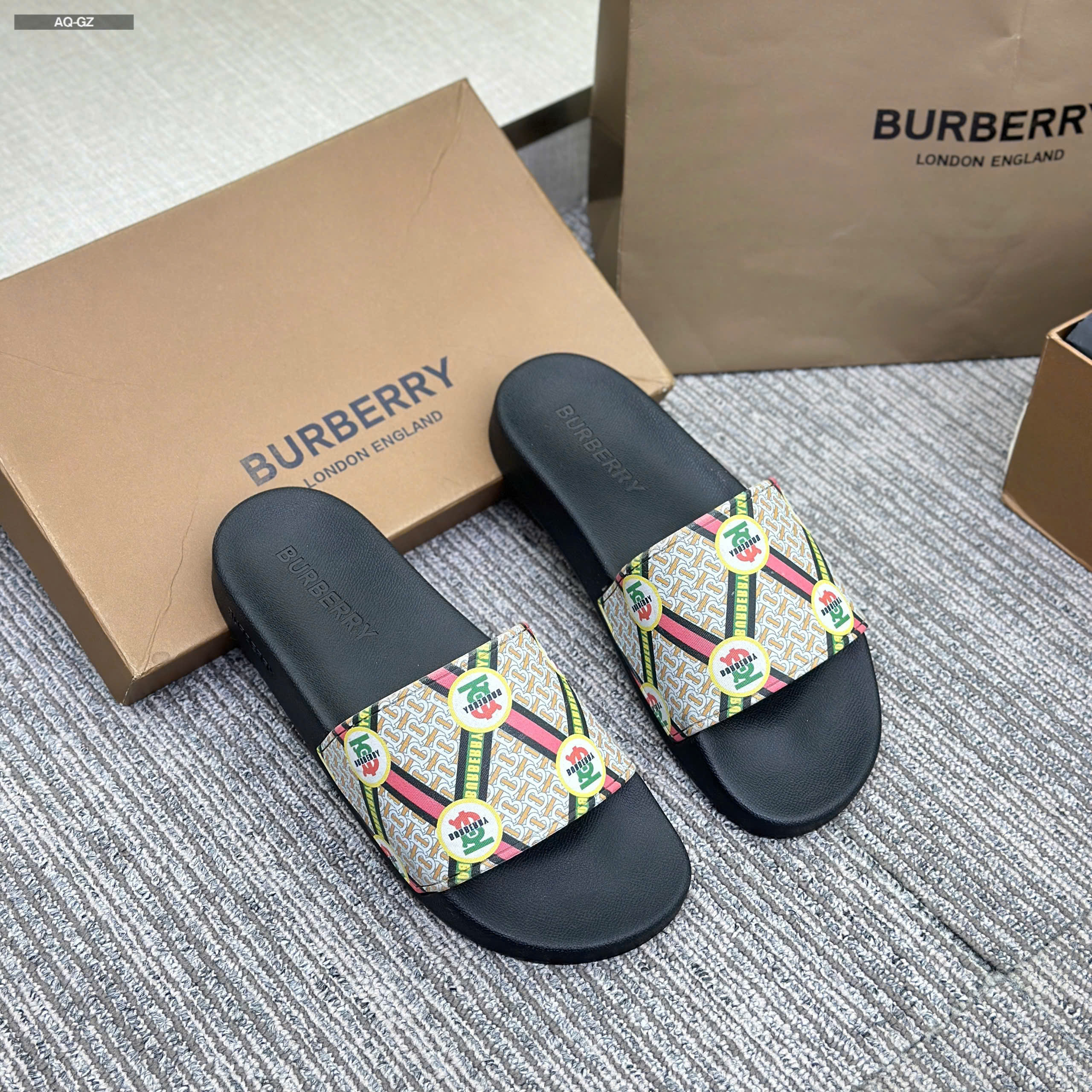 Dép lê quai ngang Burberry new 2026 Like Auth 38-43 LVQ