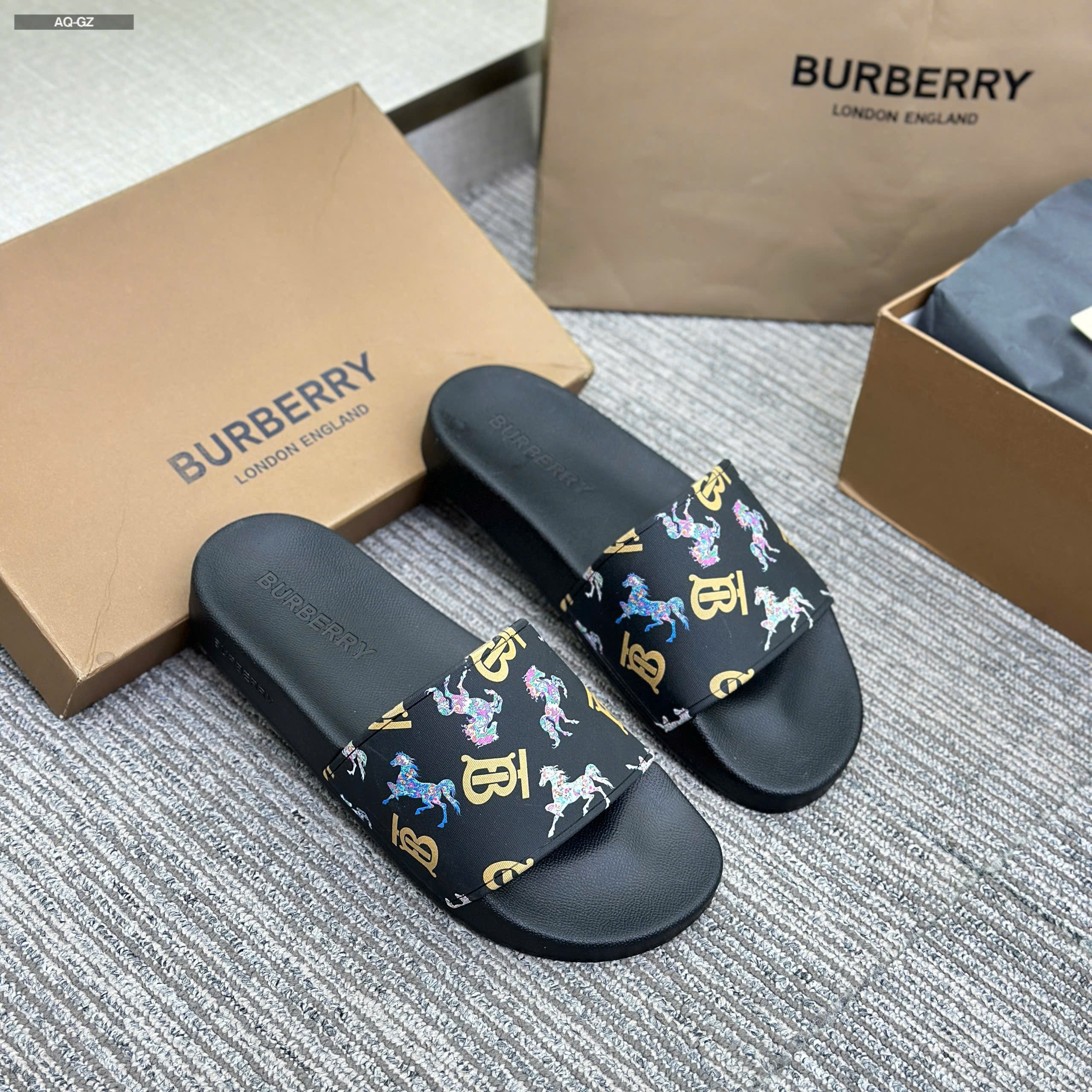 Dép lê quai ngang Burberry new 2026 Like Auth 38-43 LVQ