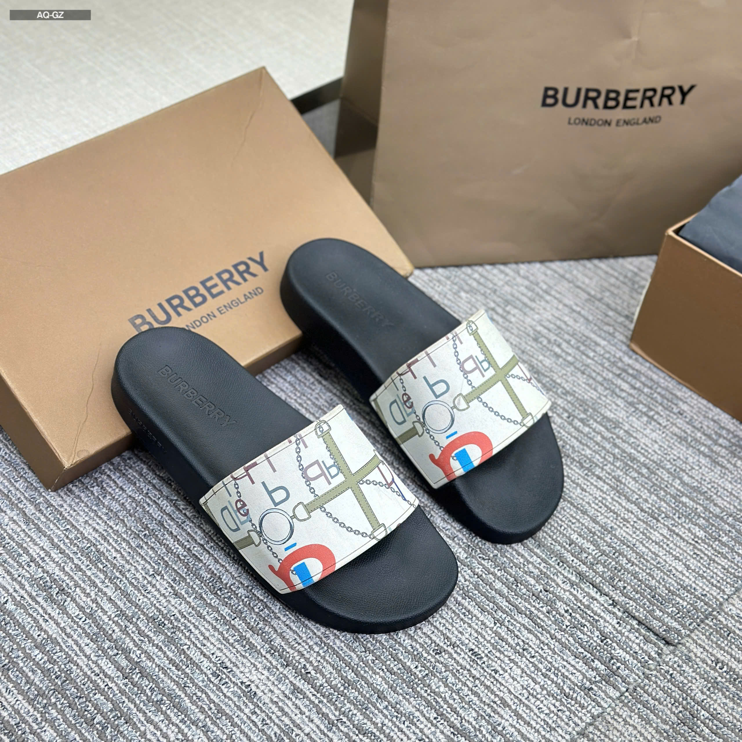 Dép lê quai ngang Burberry new 2026 Like Auth 38-43 LVQ