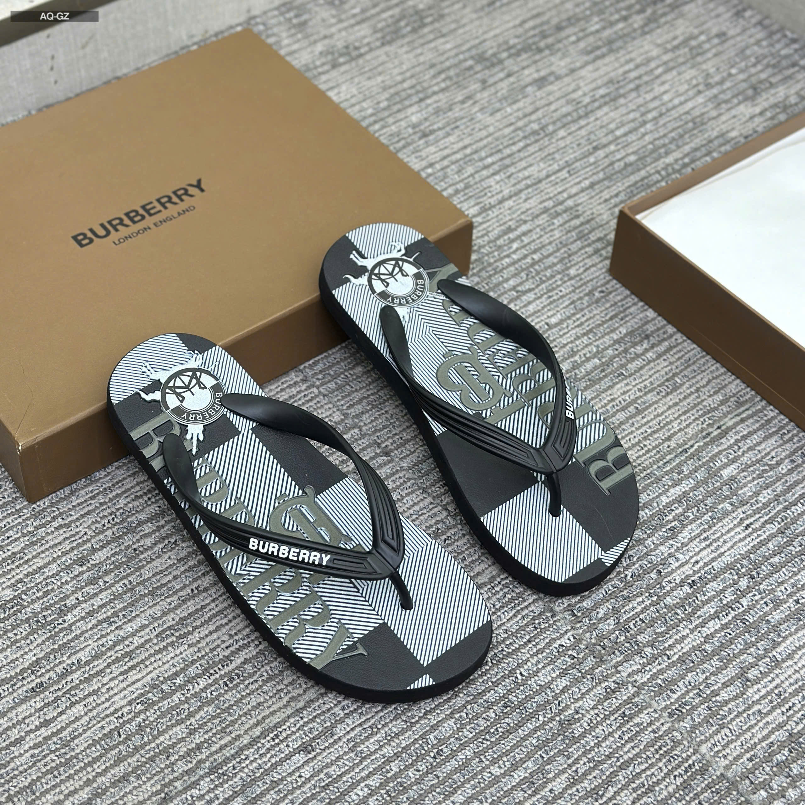 Dép tông kẹp xỏ ngón flip flop Burberry BBR new 2026 Like Auth Like Auth 38-43 LVQ