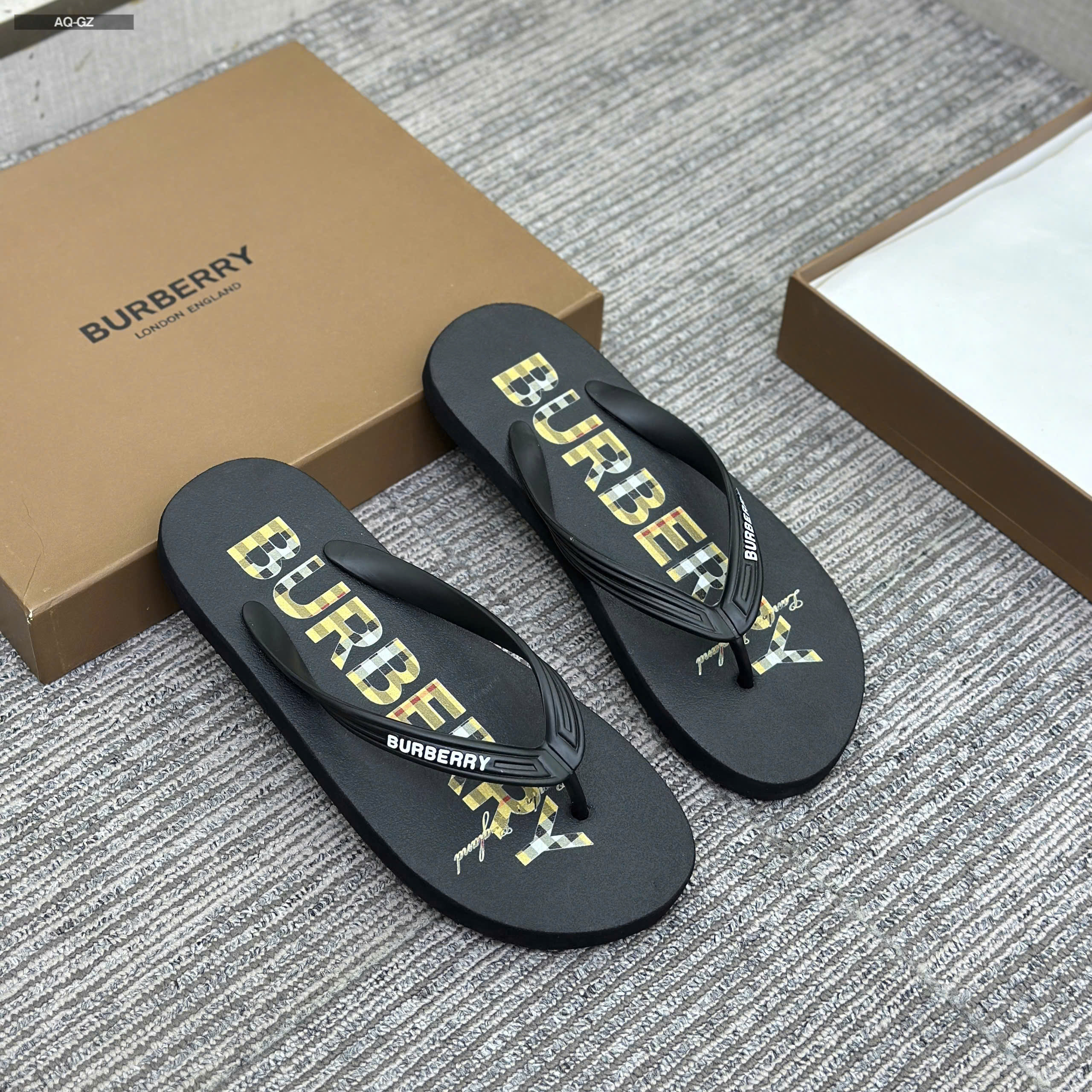 Dép tông kẹp xỏ ngón flip flop Burberry BBR new 2026 Like Auth Like Auth 38-43 LVQ