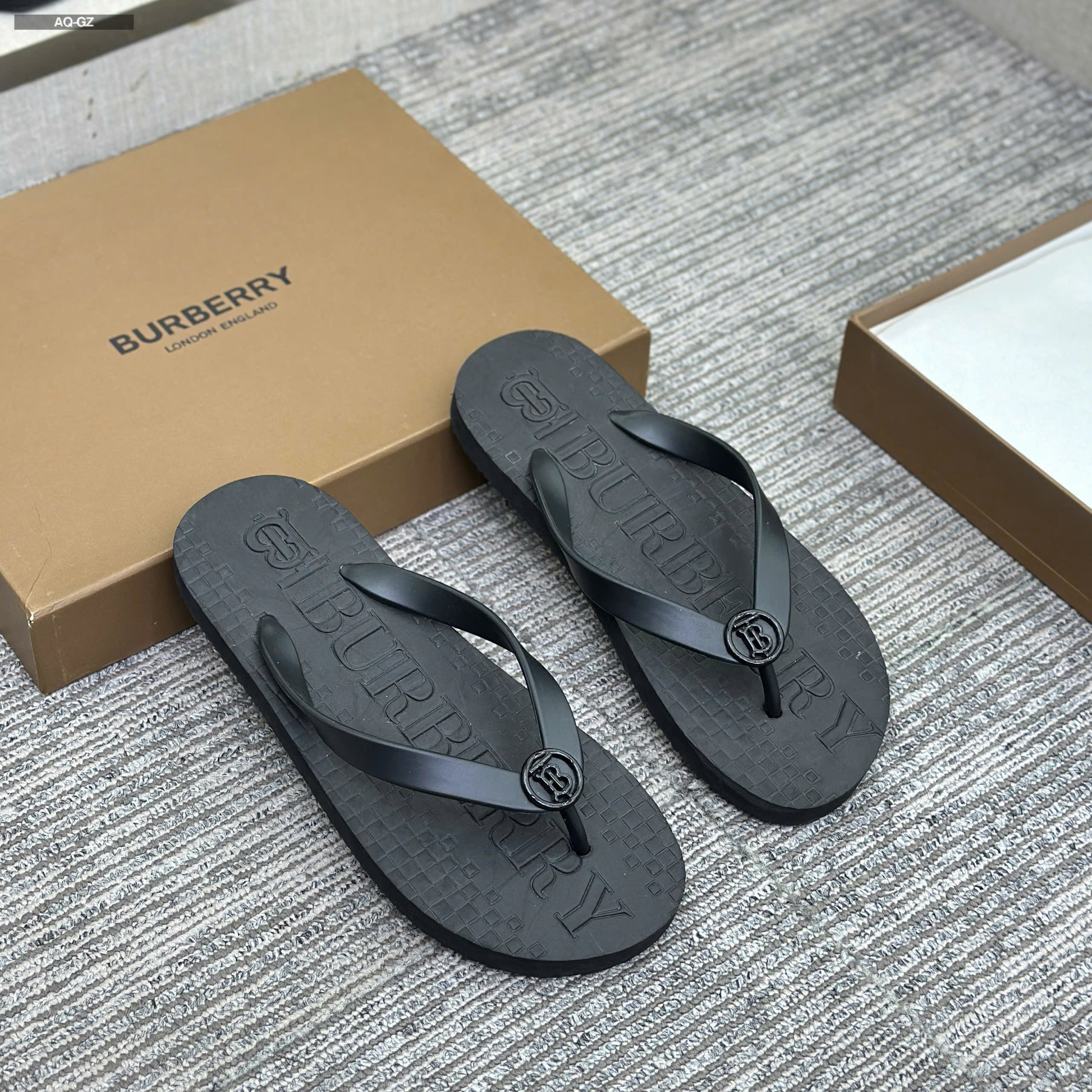 Dép tông kẹp xỏ ngón flip flop Burberry BBR new 2026 Like Auth Like Auth 38-43 LVQ