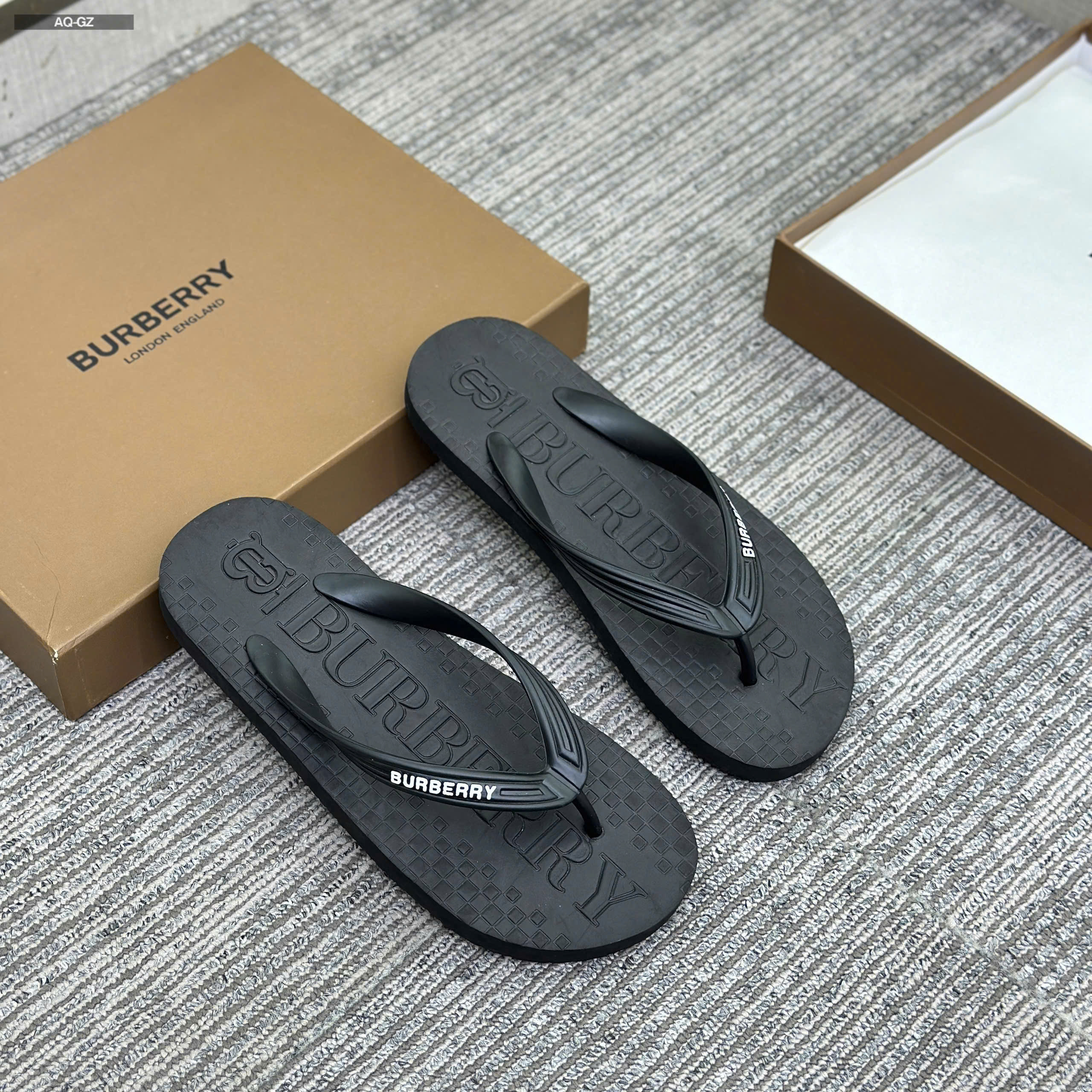 Dép tông kẹp xỏ ngón flip flop Burberry BBR new 2026 Like Auth Like Auth 38-43 LVQ