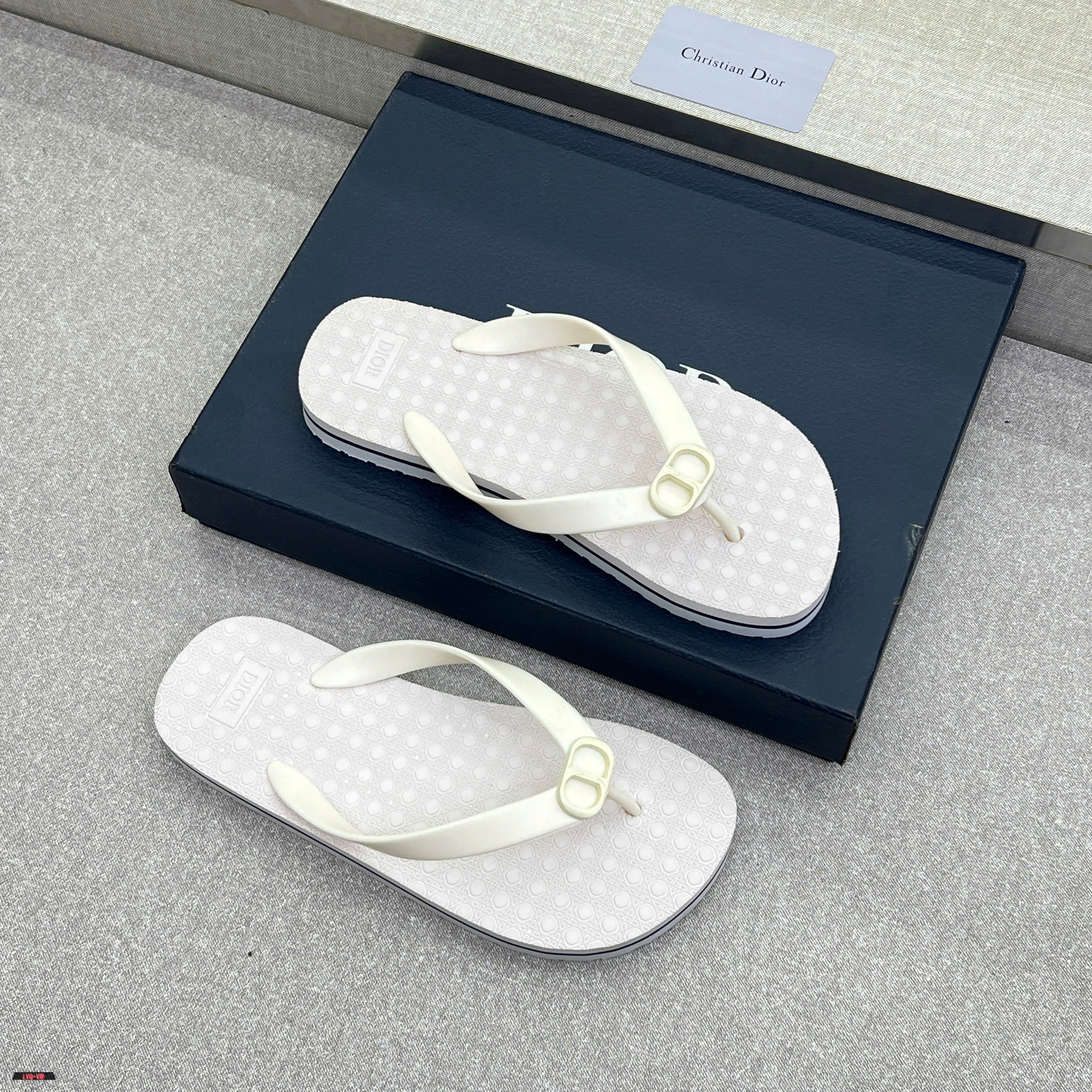 Dép tông kẹp xỏ ngón Flip Flop Dior new 2026 Like Auth 38-43 LVQ