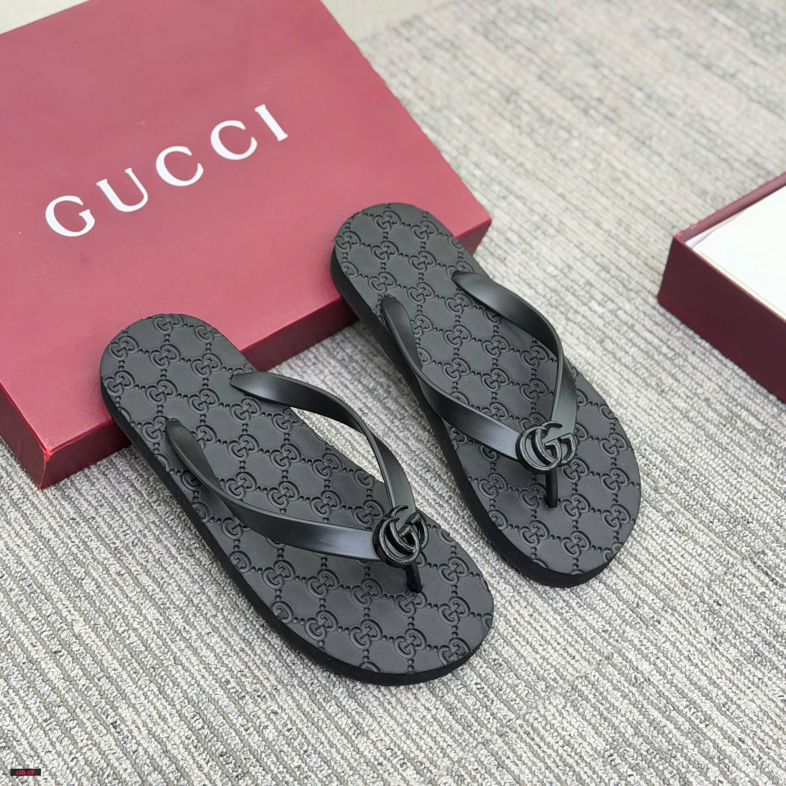 Dép tông kẹp xỏ ngón flip flop Gucci GC đế khắc vân monogram Like Auth 38-43 LVQ