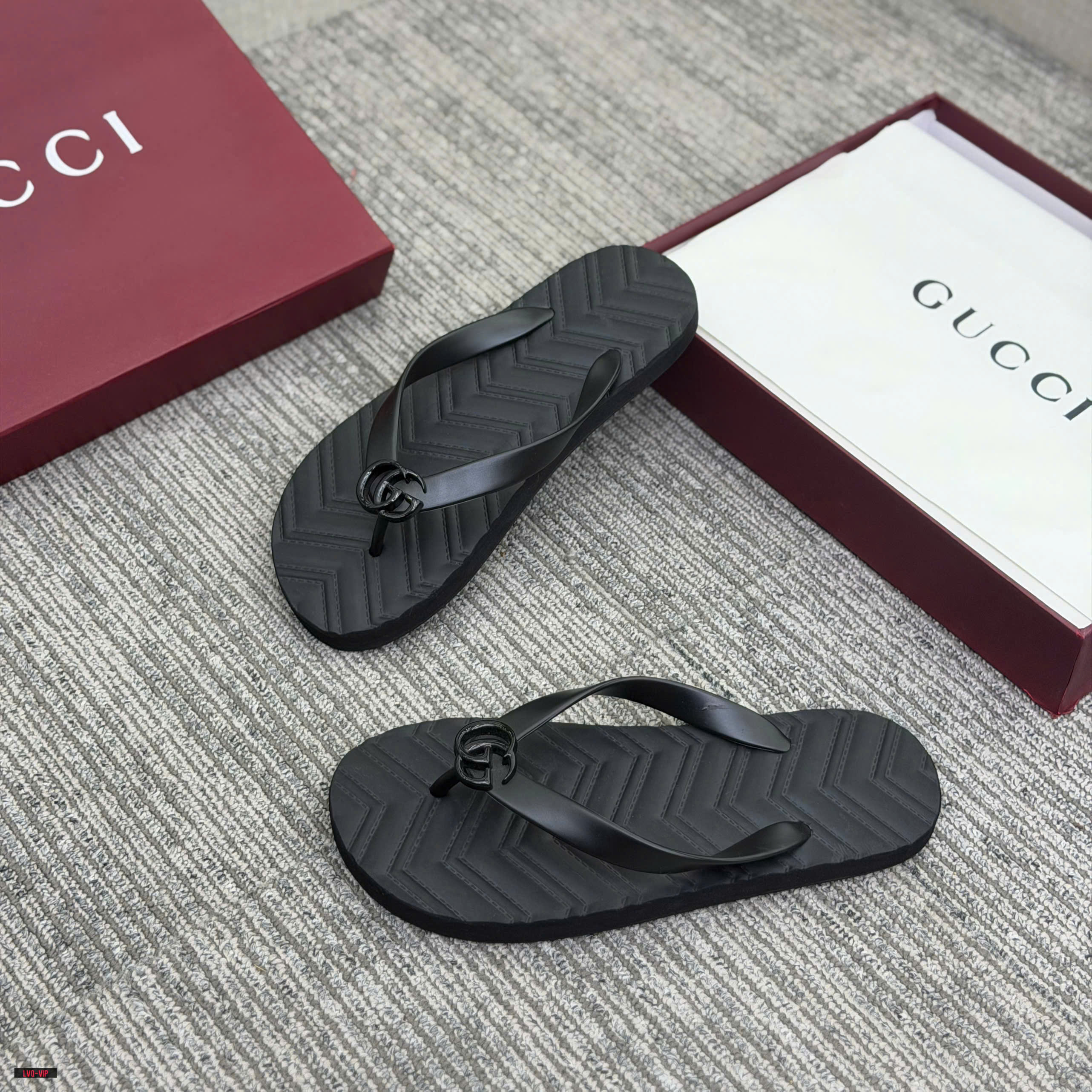 Dép tông kẹp xỏ ngón flip flop Gucci GC đế vân chiếu quai Đen Like Auth 38-43 LVQ