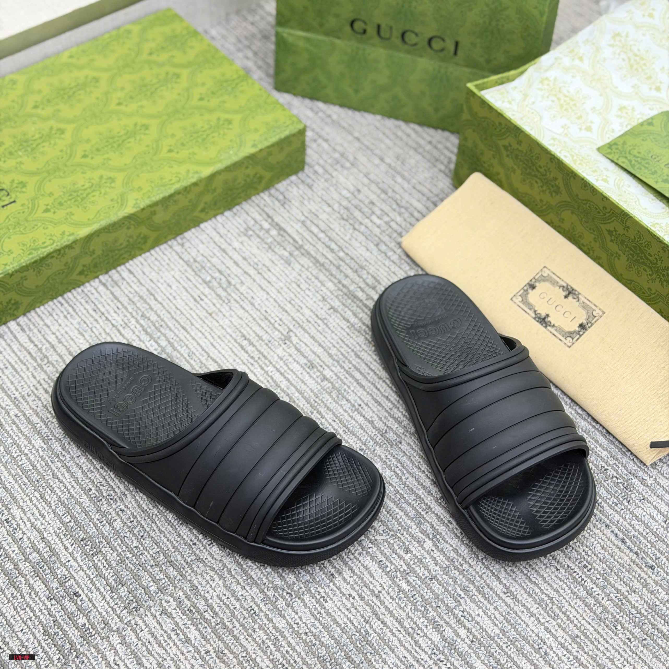 Dép lê Gucci GC bánh mỳ cắt sọc ngang đế cao Like Auth 38-43 LVQ
