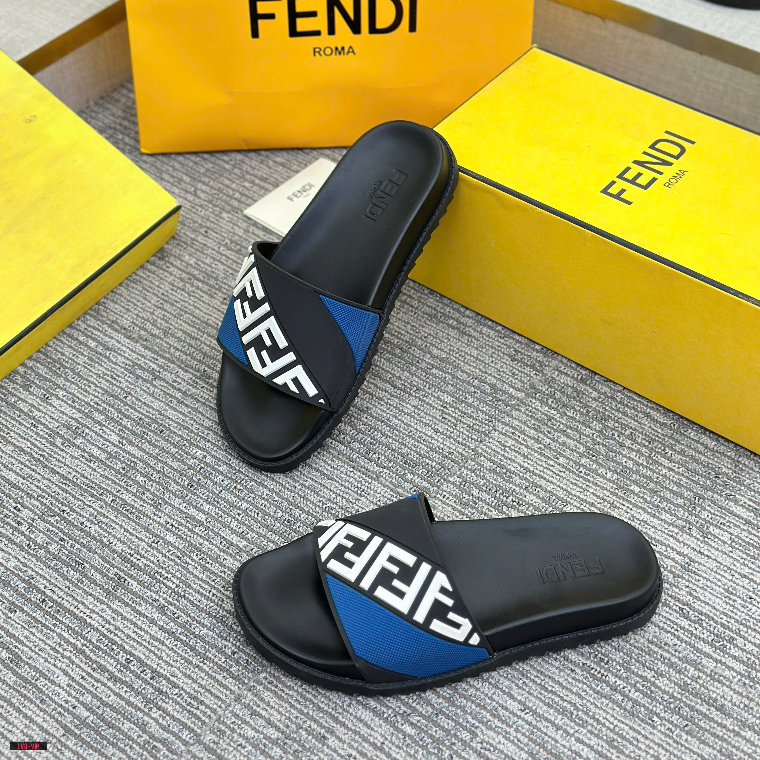 Dép lê quai ngang Fendi logo kẻ chéo tag nổi cao su non Like Auth 38-43 LVQ