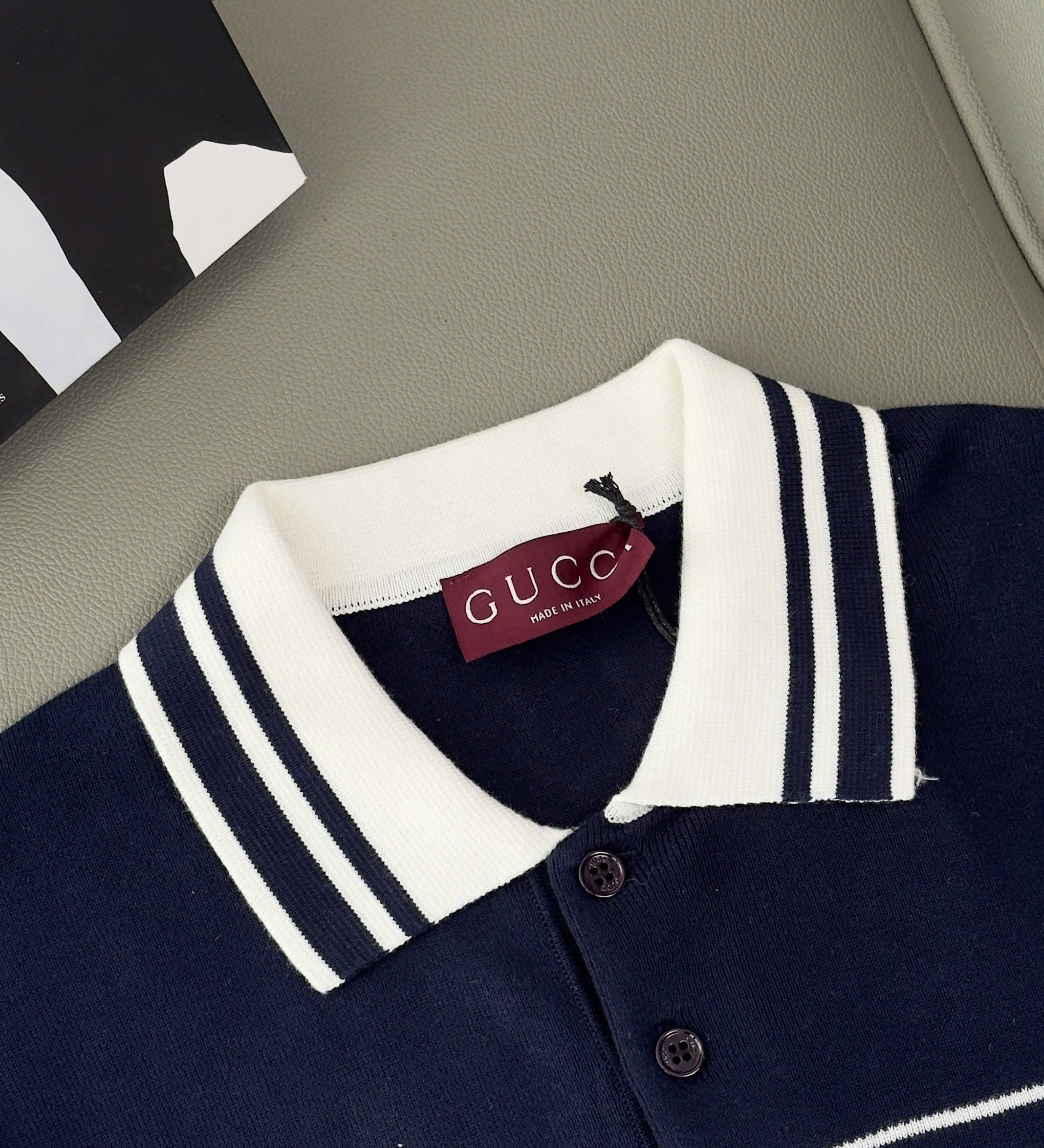 Áo polo Gucci GC Xanh than phối Trắng kẻ nhiều sọc ngang Like Auth XS-M DDT