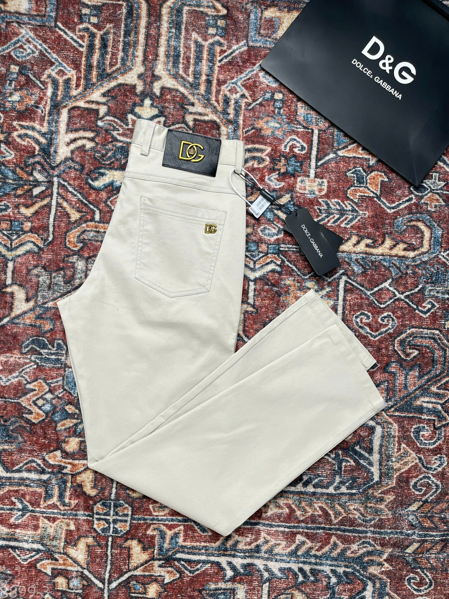 Quần kaki Dolce Gabbana DG Be logo tag vàng túi sau Like Auth 28-36 DDT