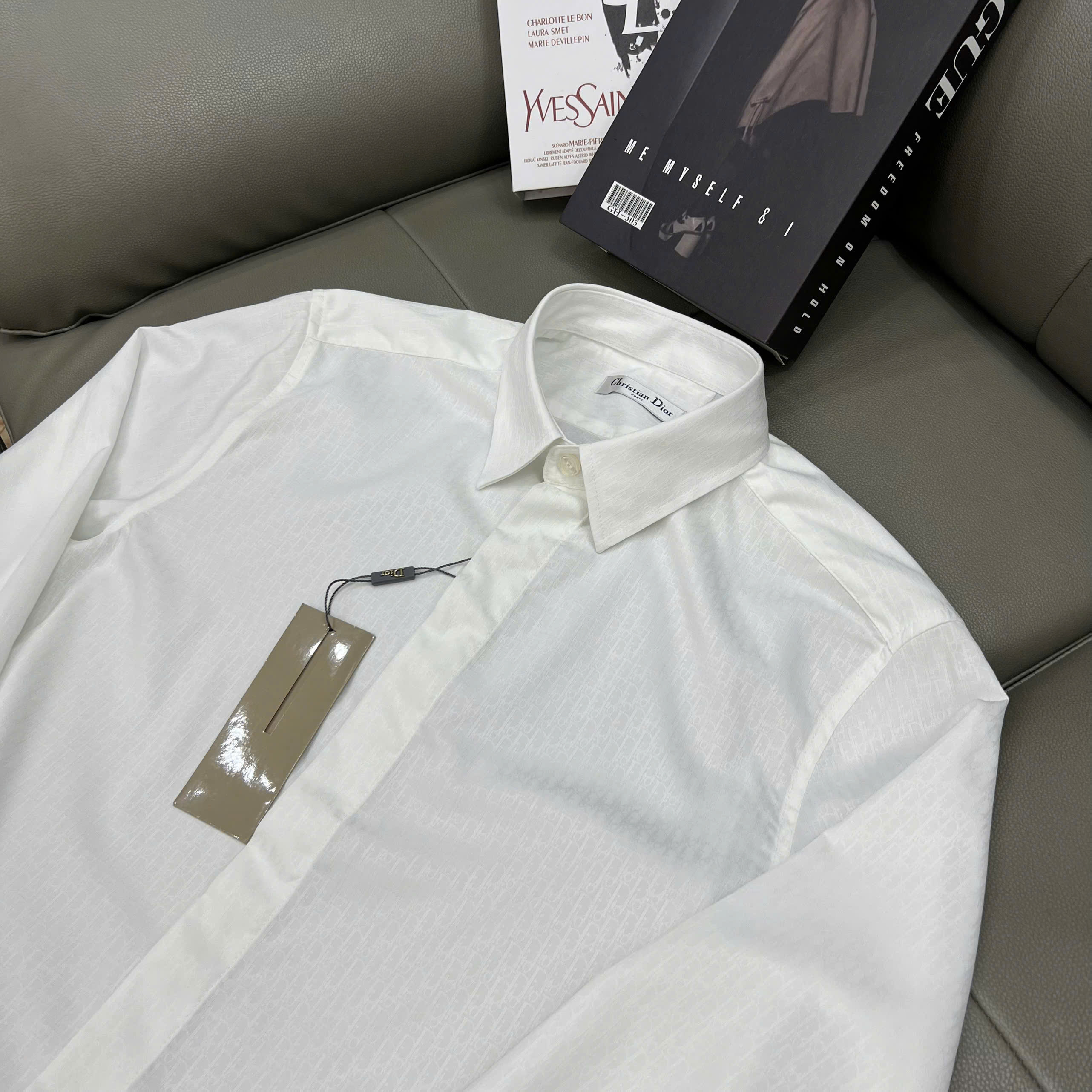 Áo sơ mi Dior CD Trắng logo chìm full chống nhăn Like Auth 37-40 MK