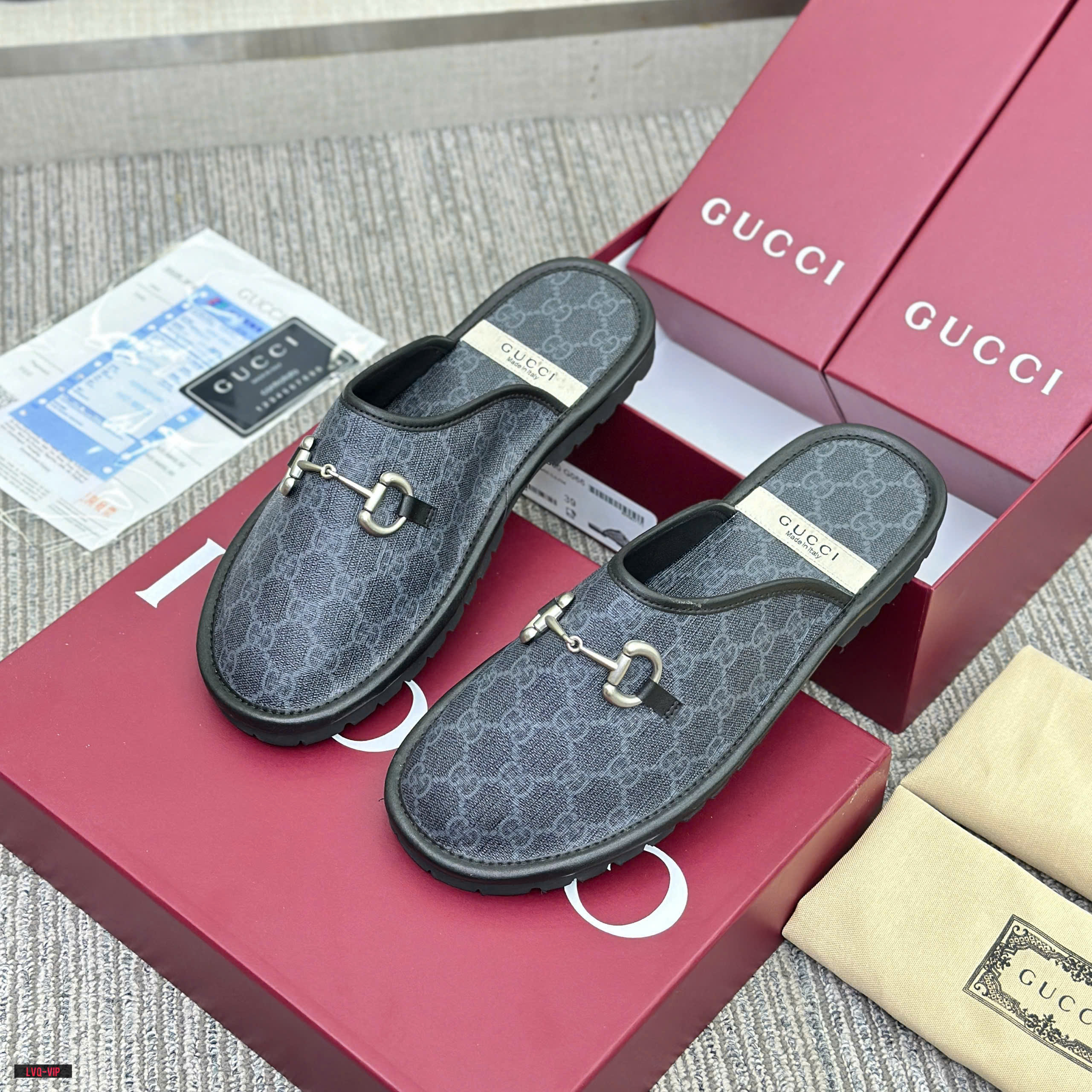 Dép sục bịt đầu Gucci GC monogram móc khóa bạc Like Auth 38-43 LVQ\xanh