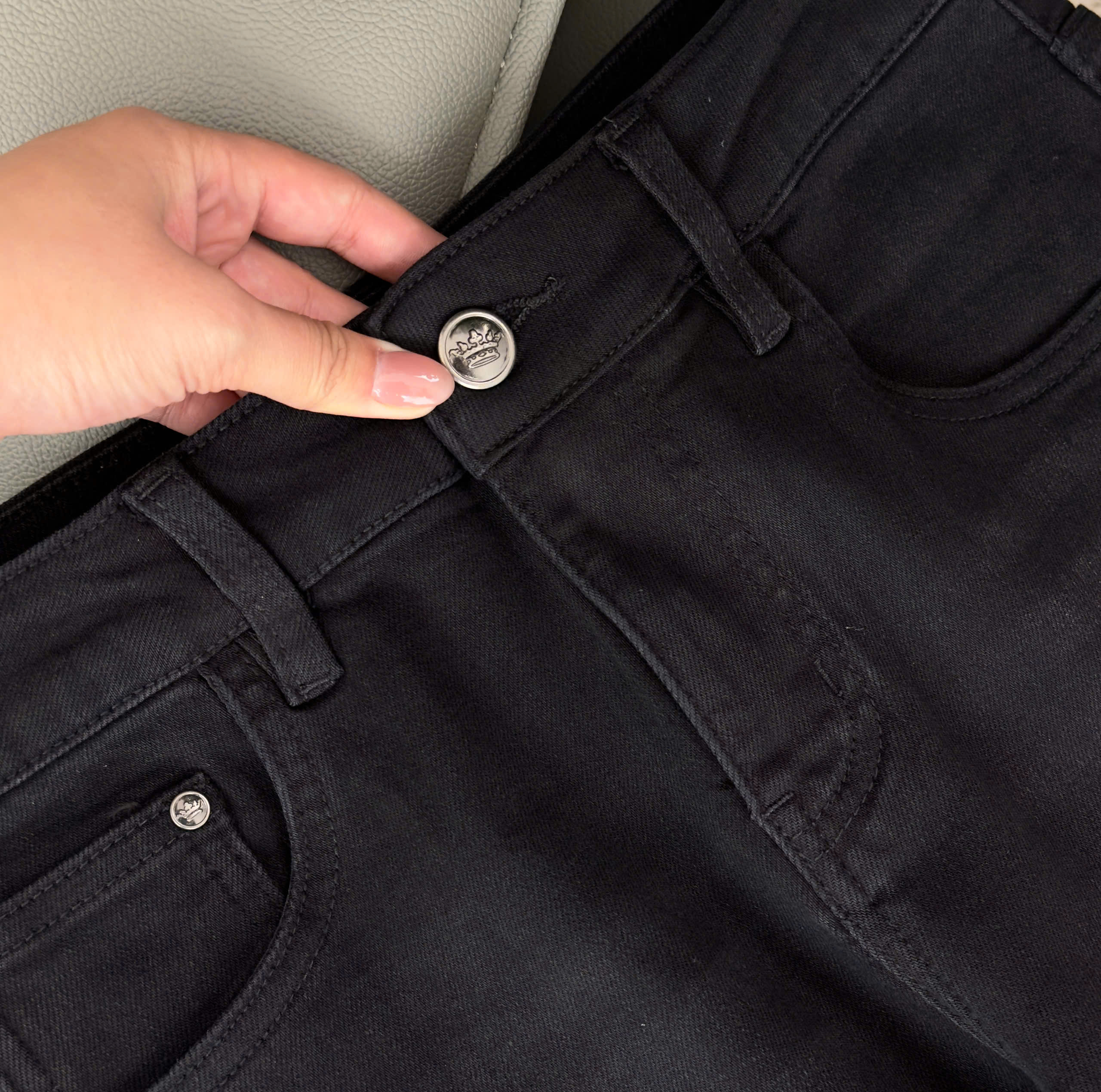 Quần jean bò Louis Dolce Gabbana DG Đen trơn monogram túi sau tag da Like Auth 28-36 DDT