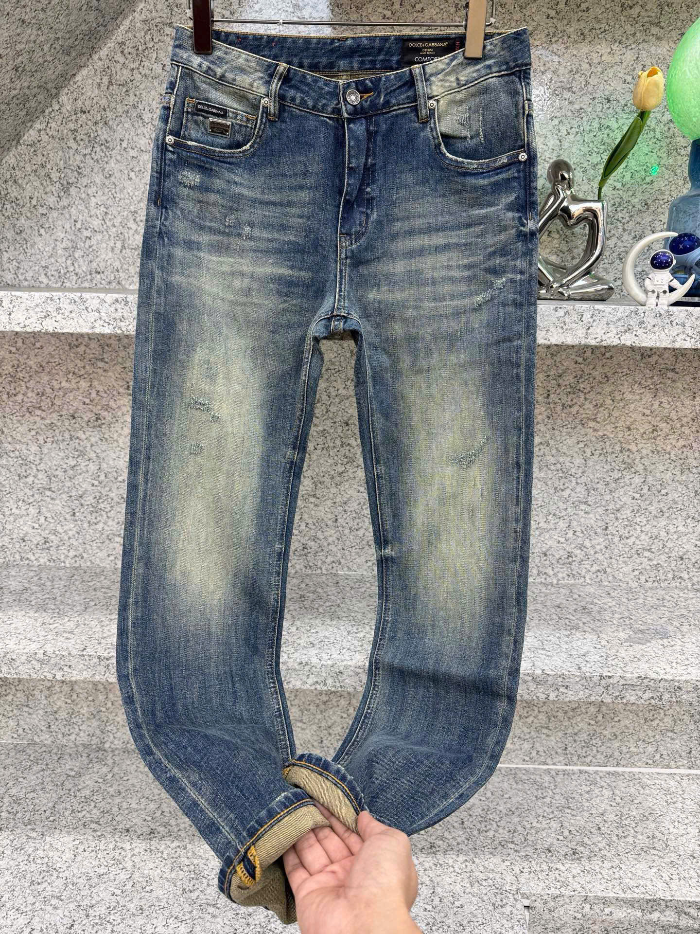 Quần Jean Xanh Dolce Gabbana DG tag bạc vuông túi sau Like Auth 29-34 MK